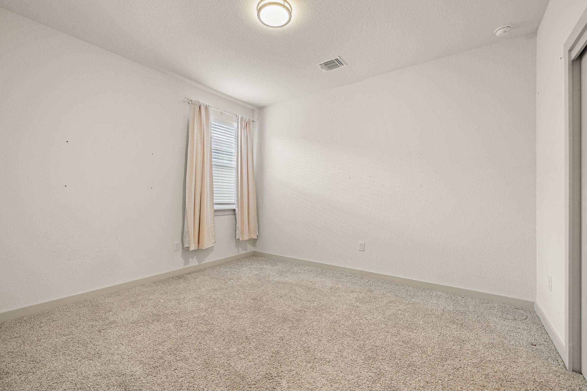 10716 Fulton Ave