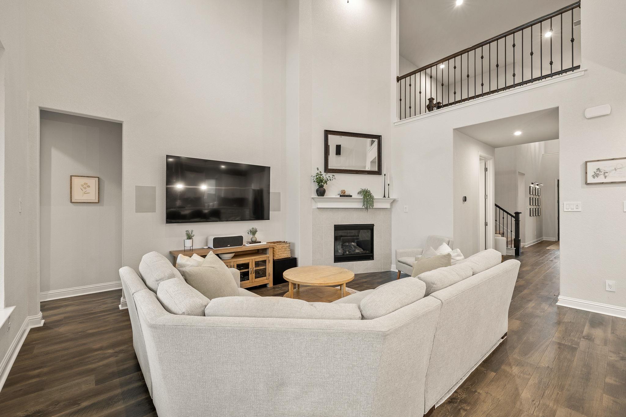 22313 Hidden Sage CIR