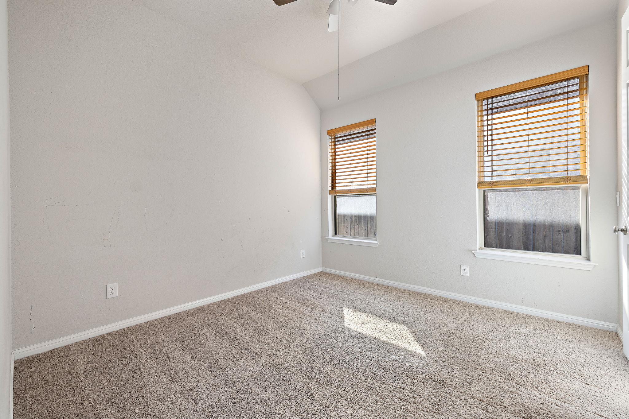 1540 Reprise Bend