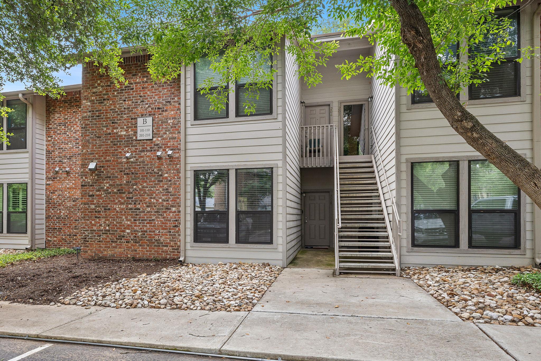 3839 Dry Creek DR # 106