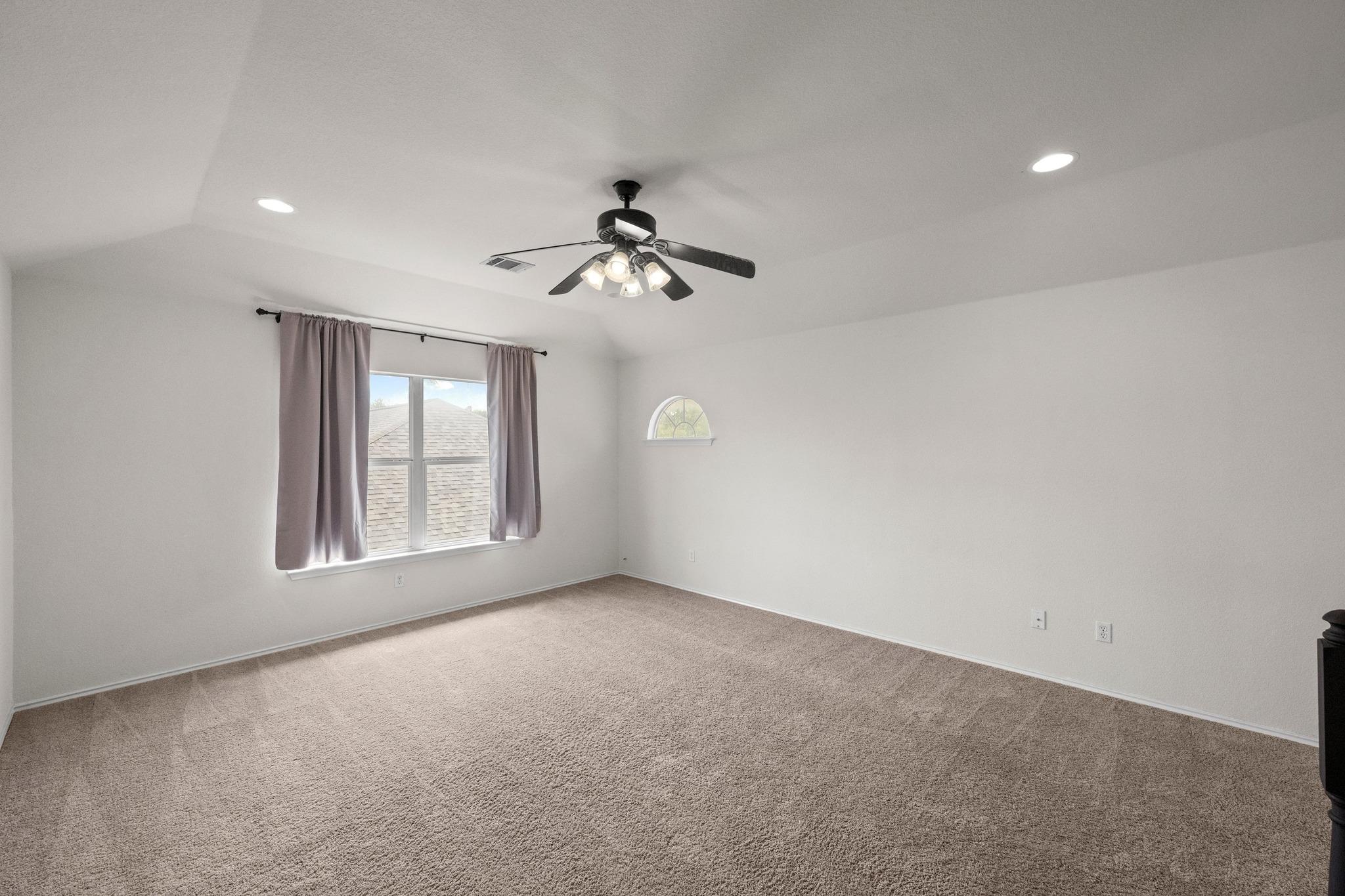 122 Retama DR