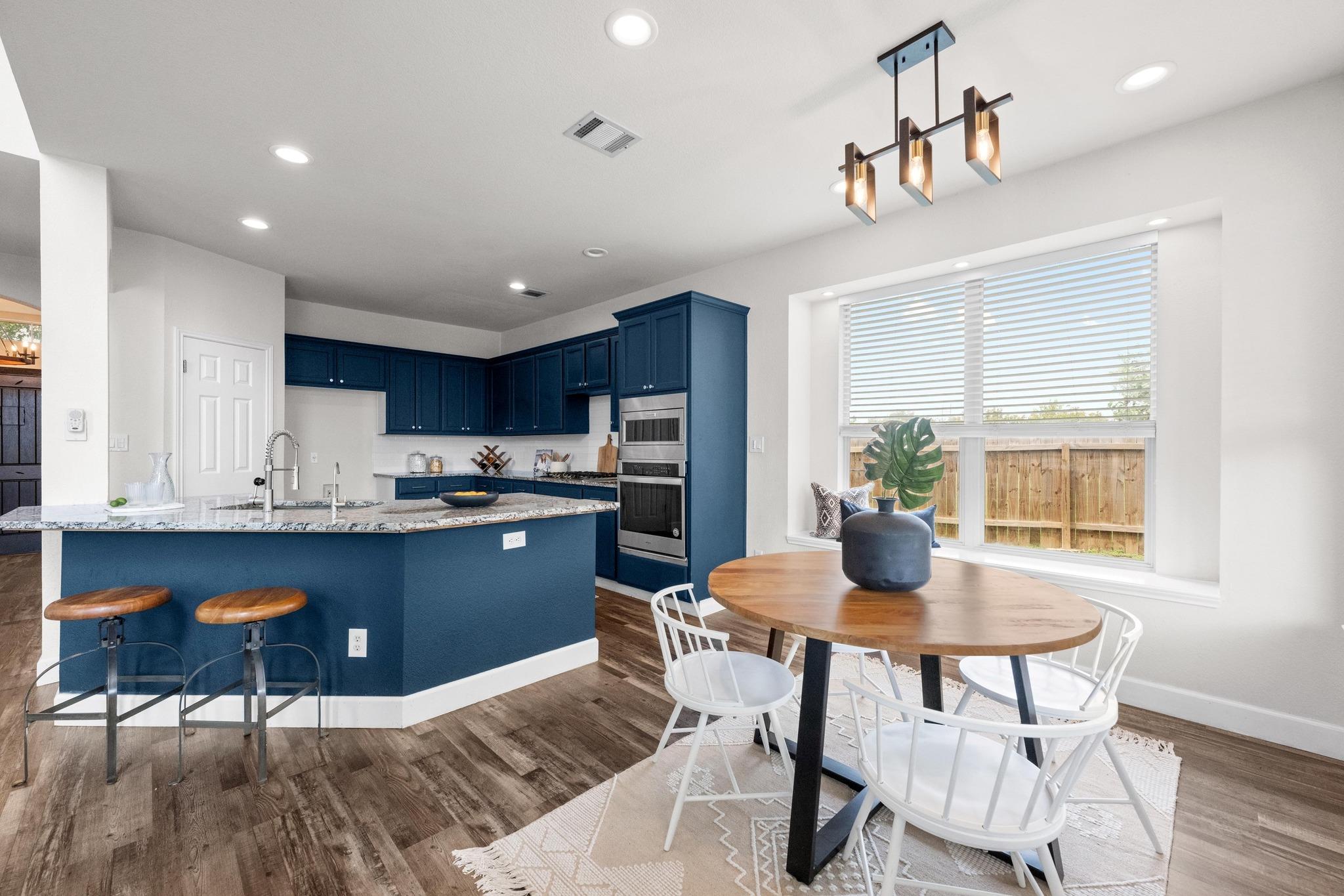 122 Retama DR