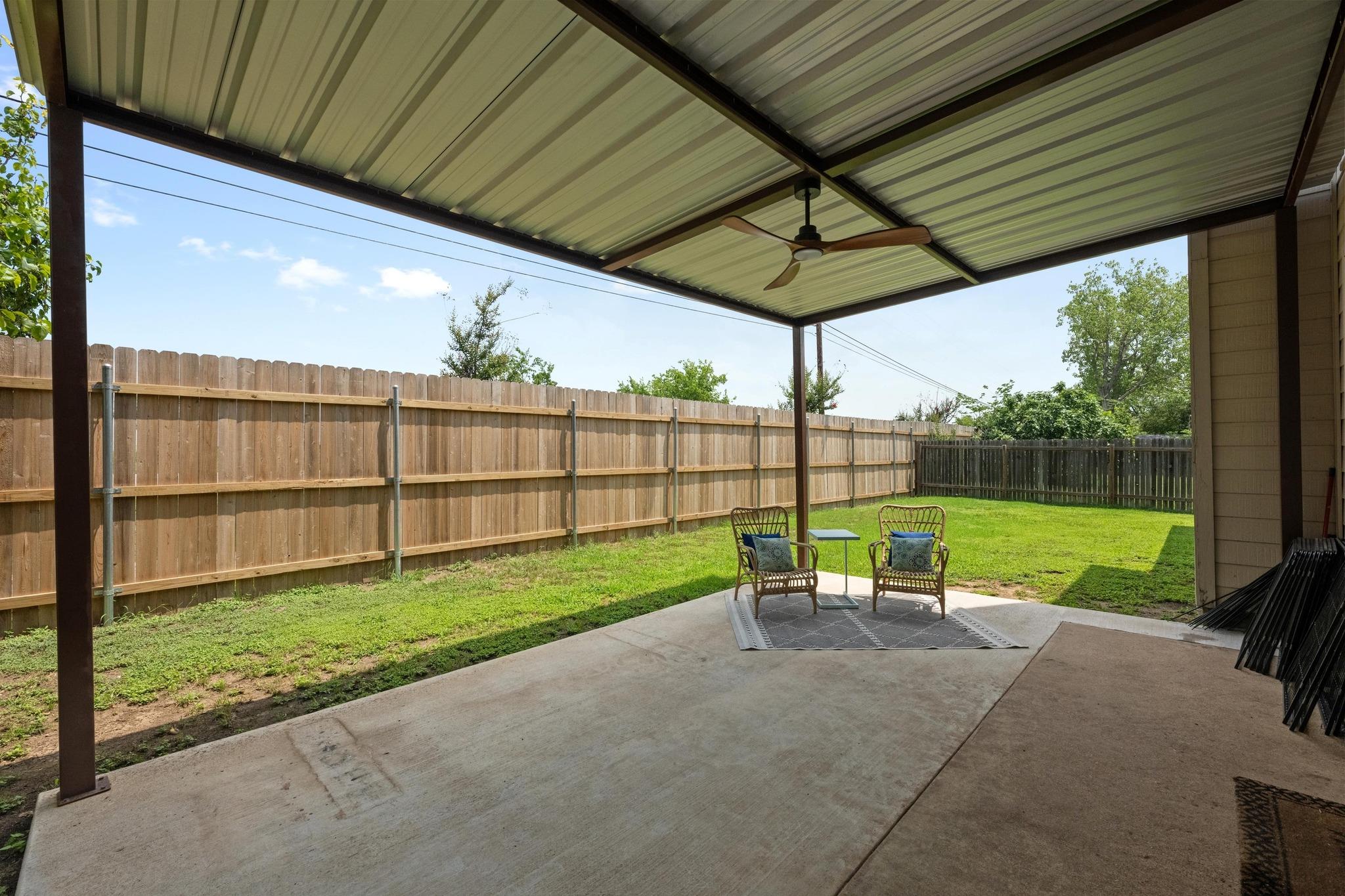 122 Retama DR