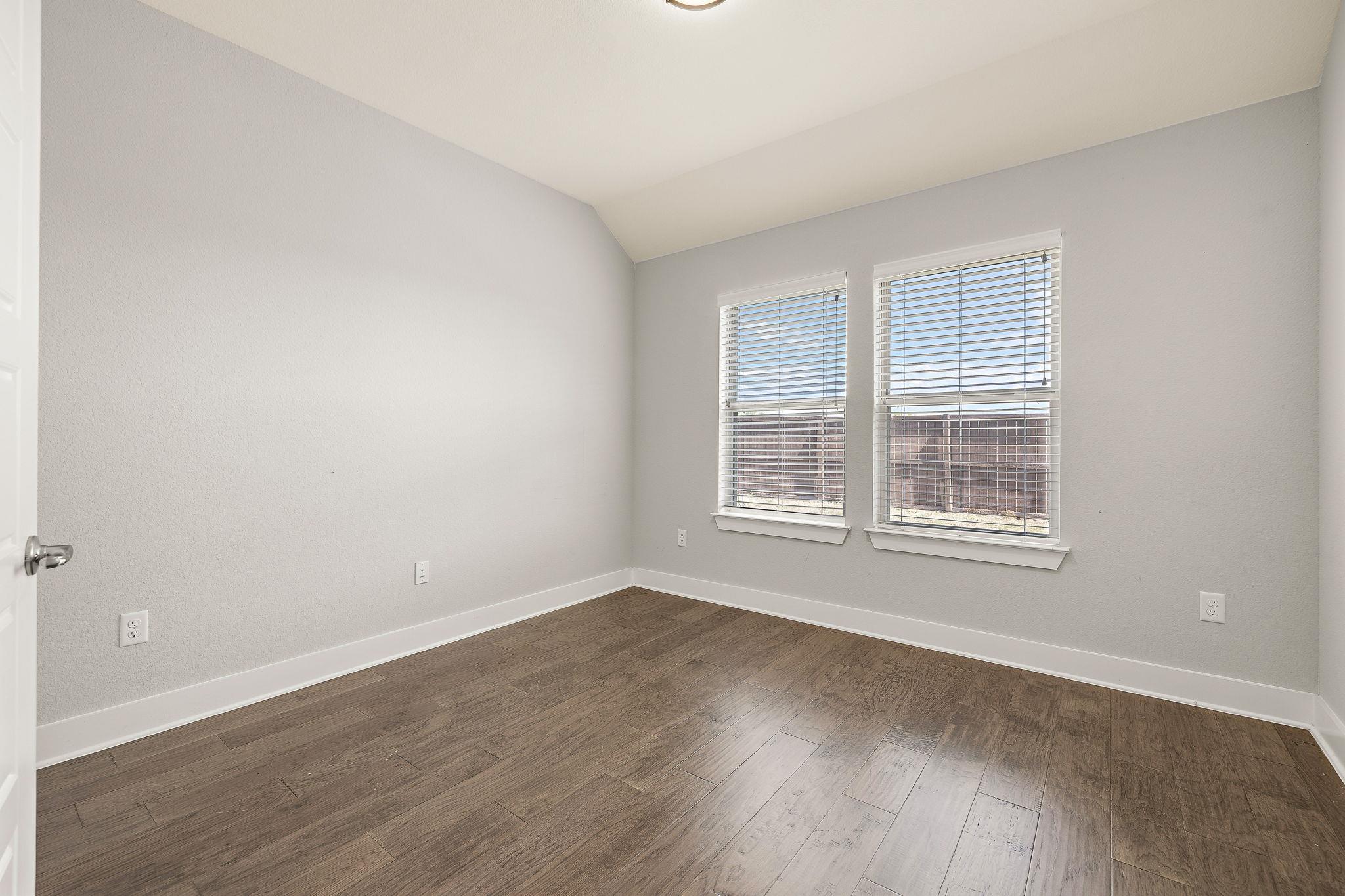 7520 Kinross TRL