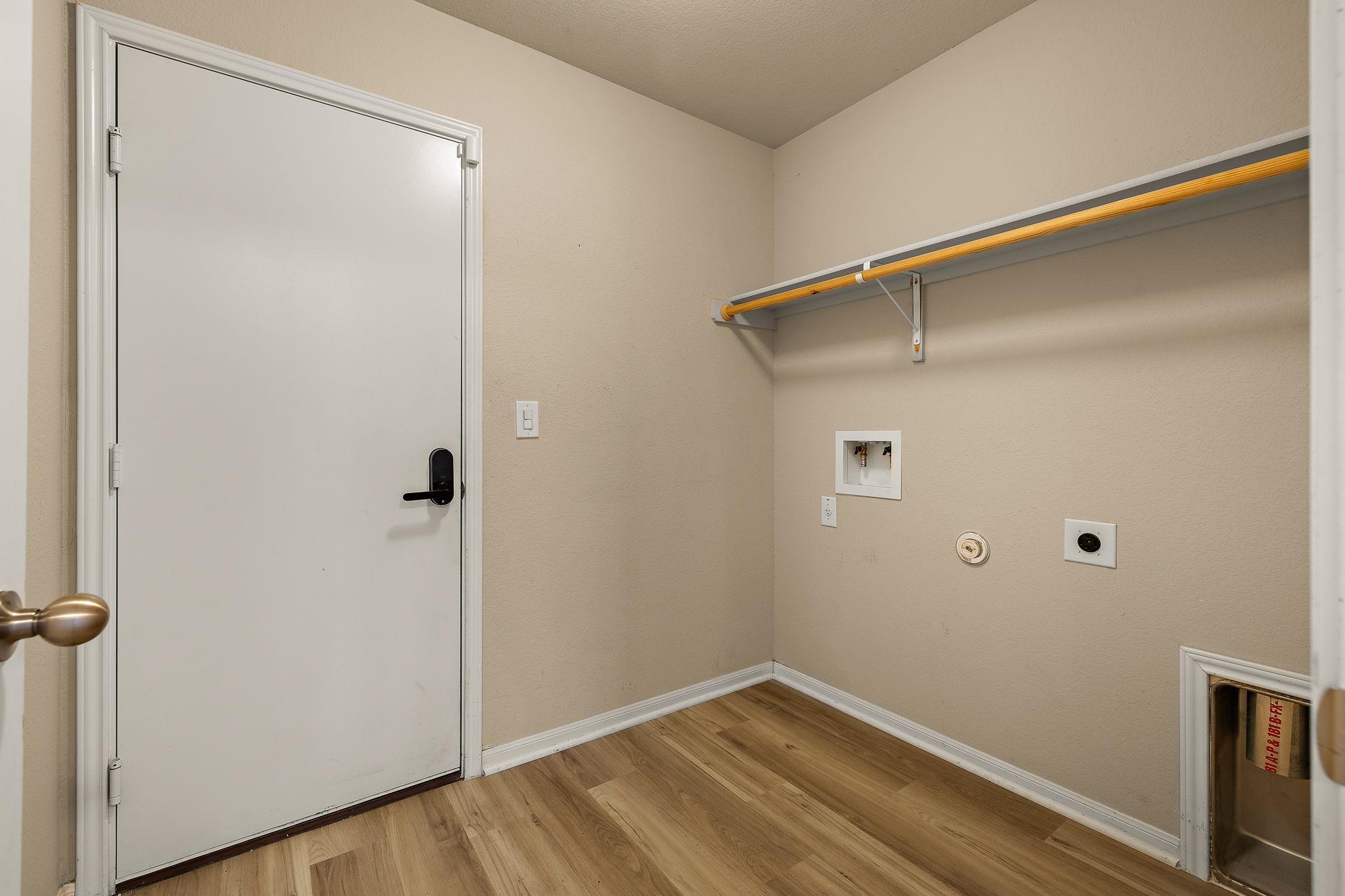 12105 Jamie DR