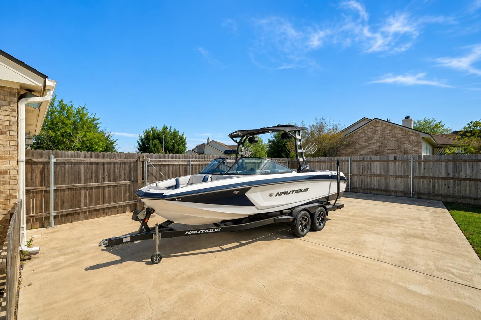 119 Brazos DR