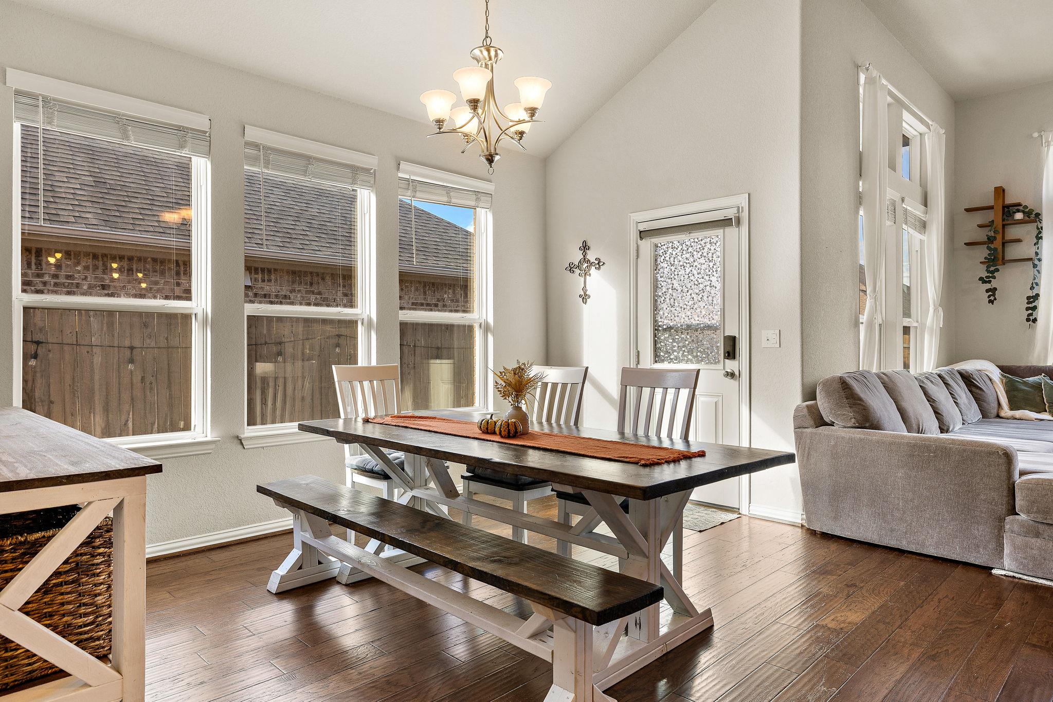 8008 Bassano DR