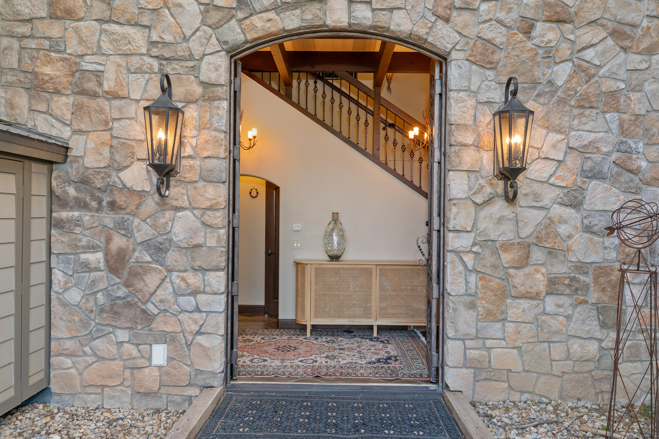 145 W Anderson Road