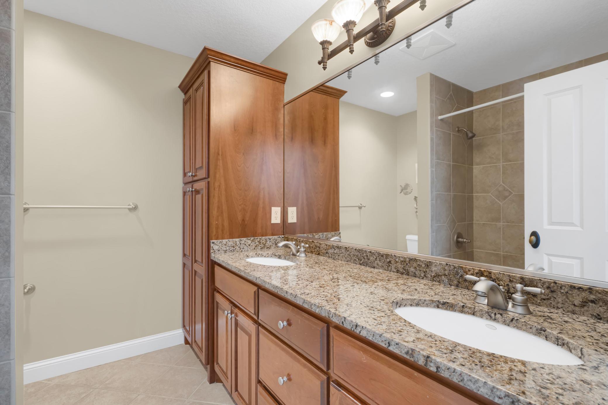 617 Turnberry Court