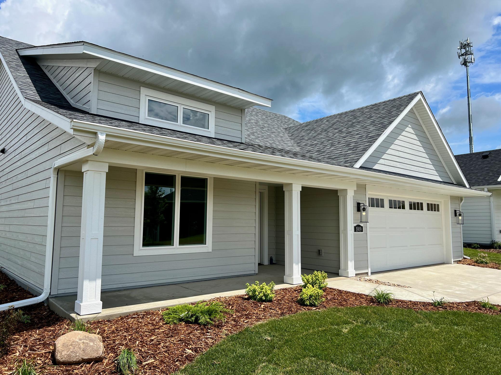 1909 Ontario Drive