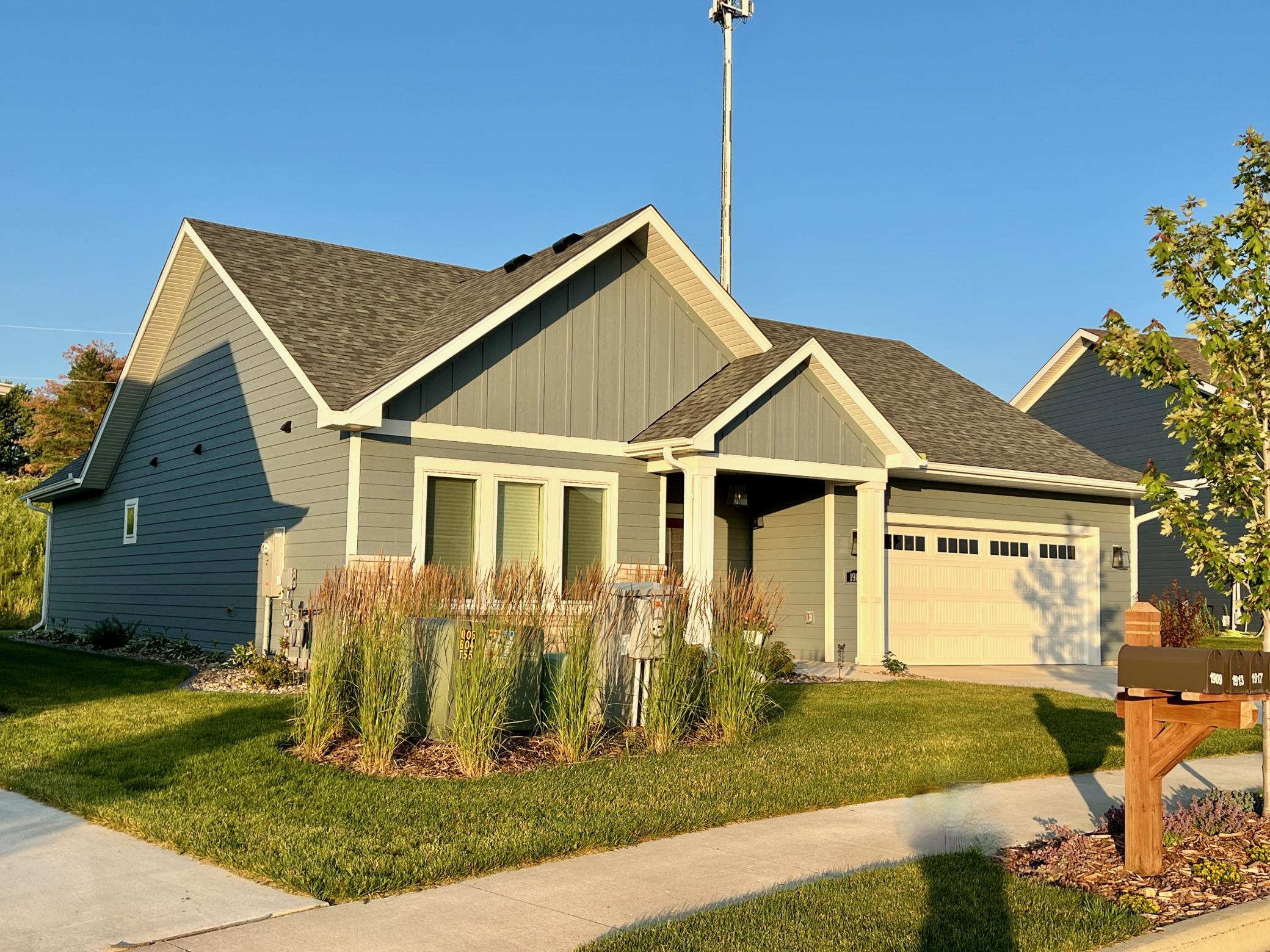 1909 Ontario Drive