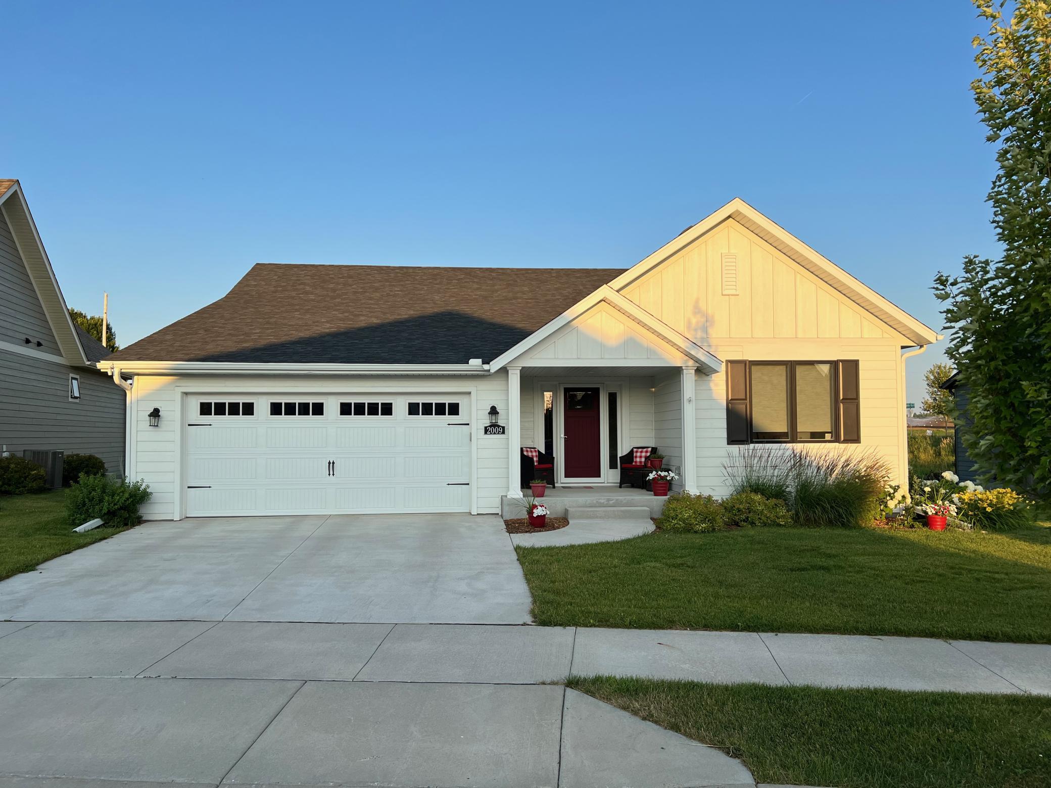 1909 Ontario Drive