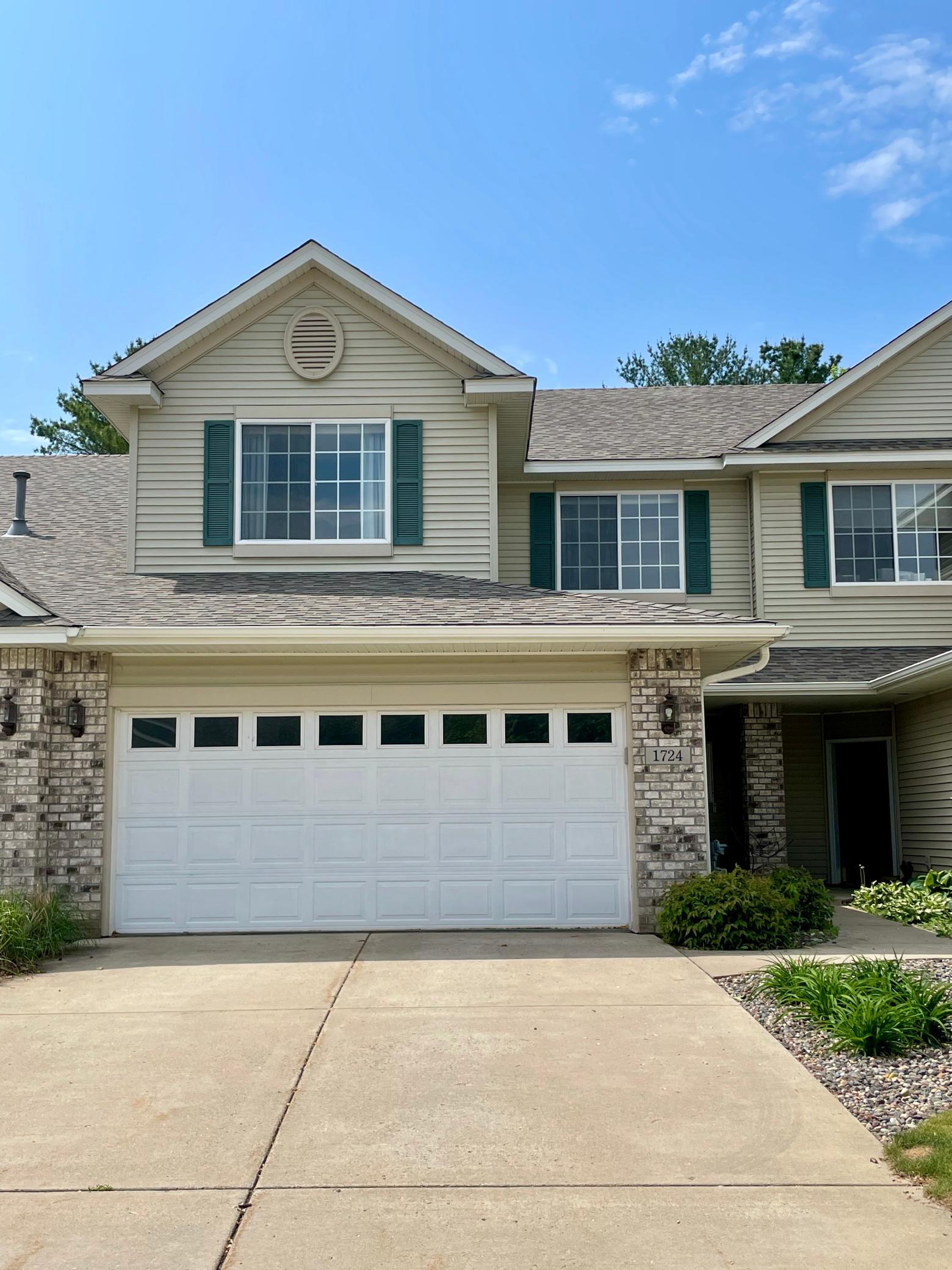 1724 Sunset Drive