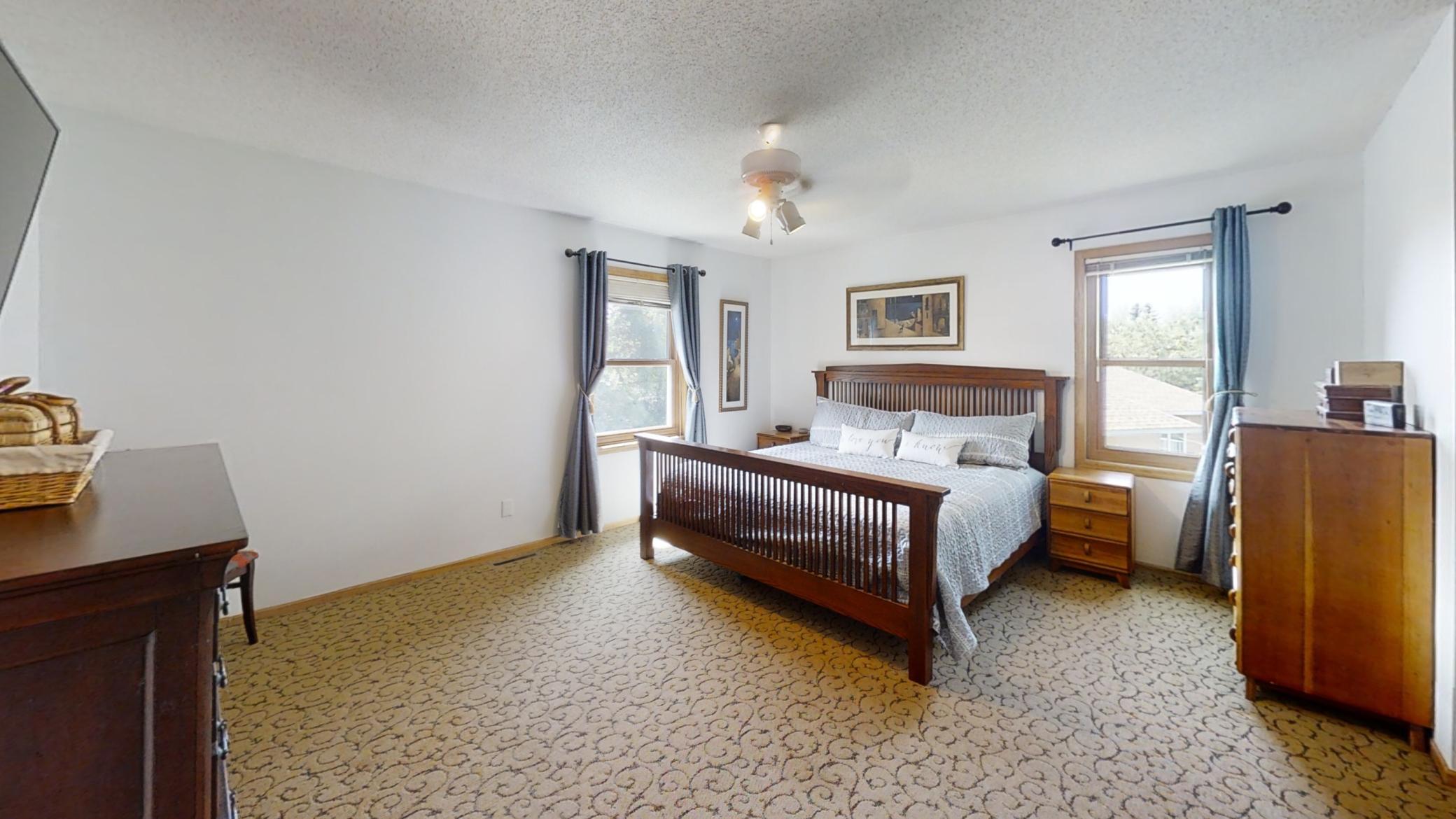 906 Clover Court