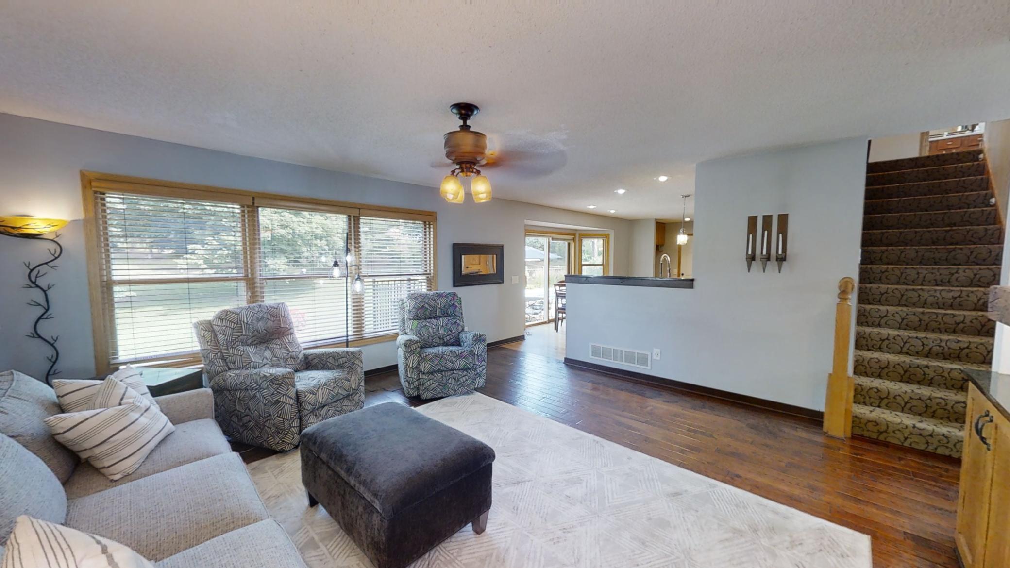 906 Clover Court