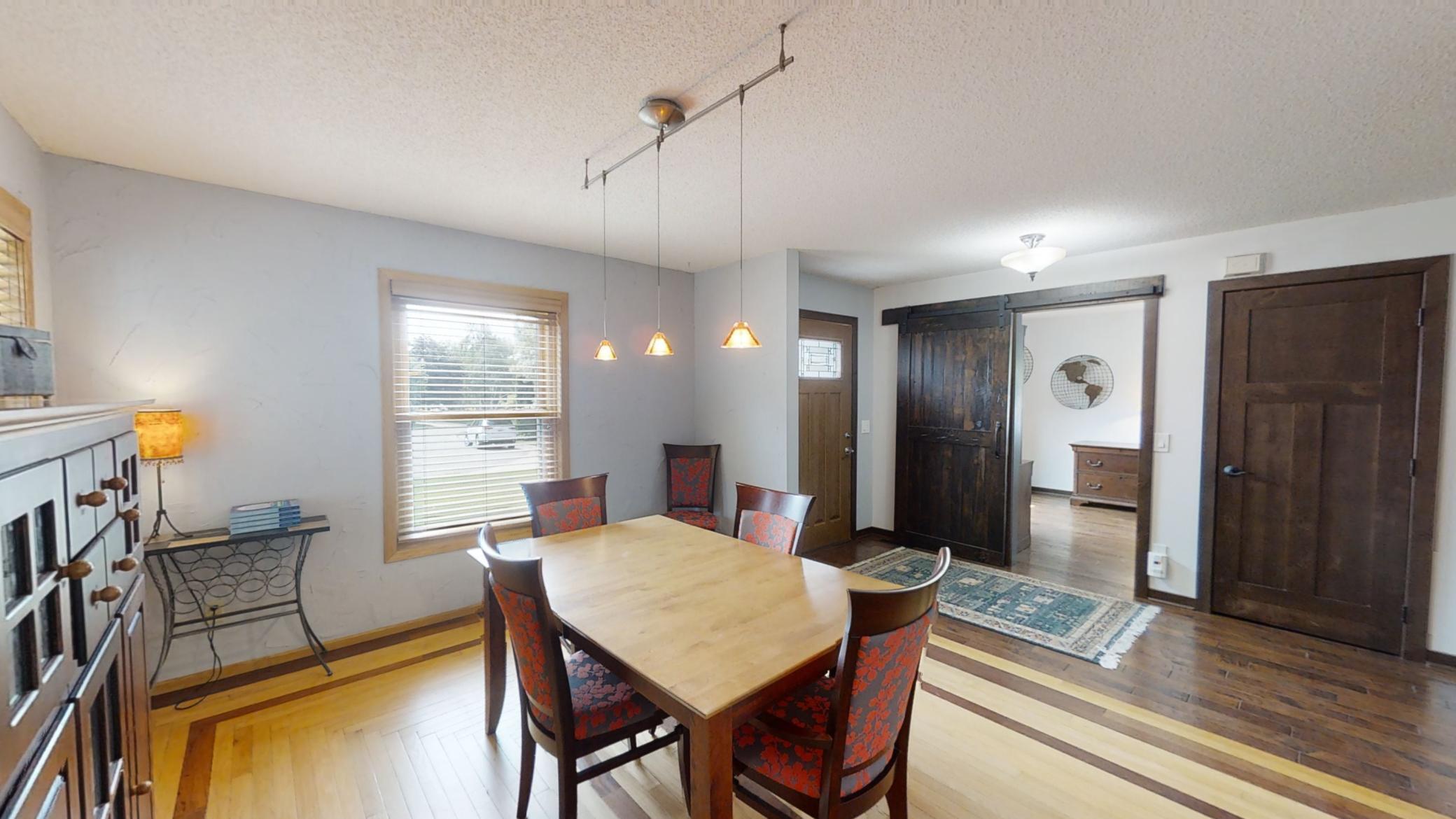 906 Clover Court