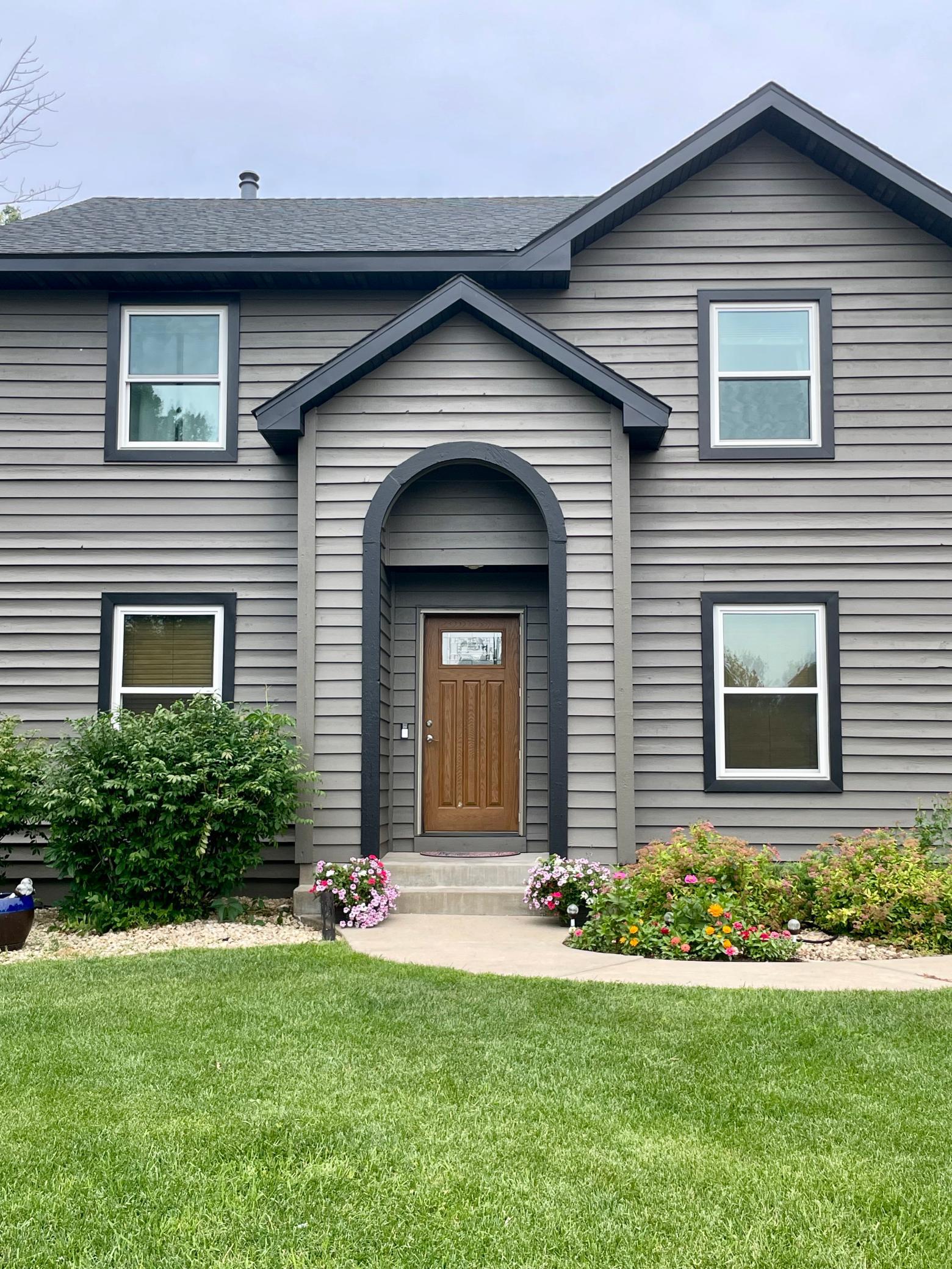906 Clover Court