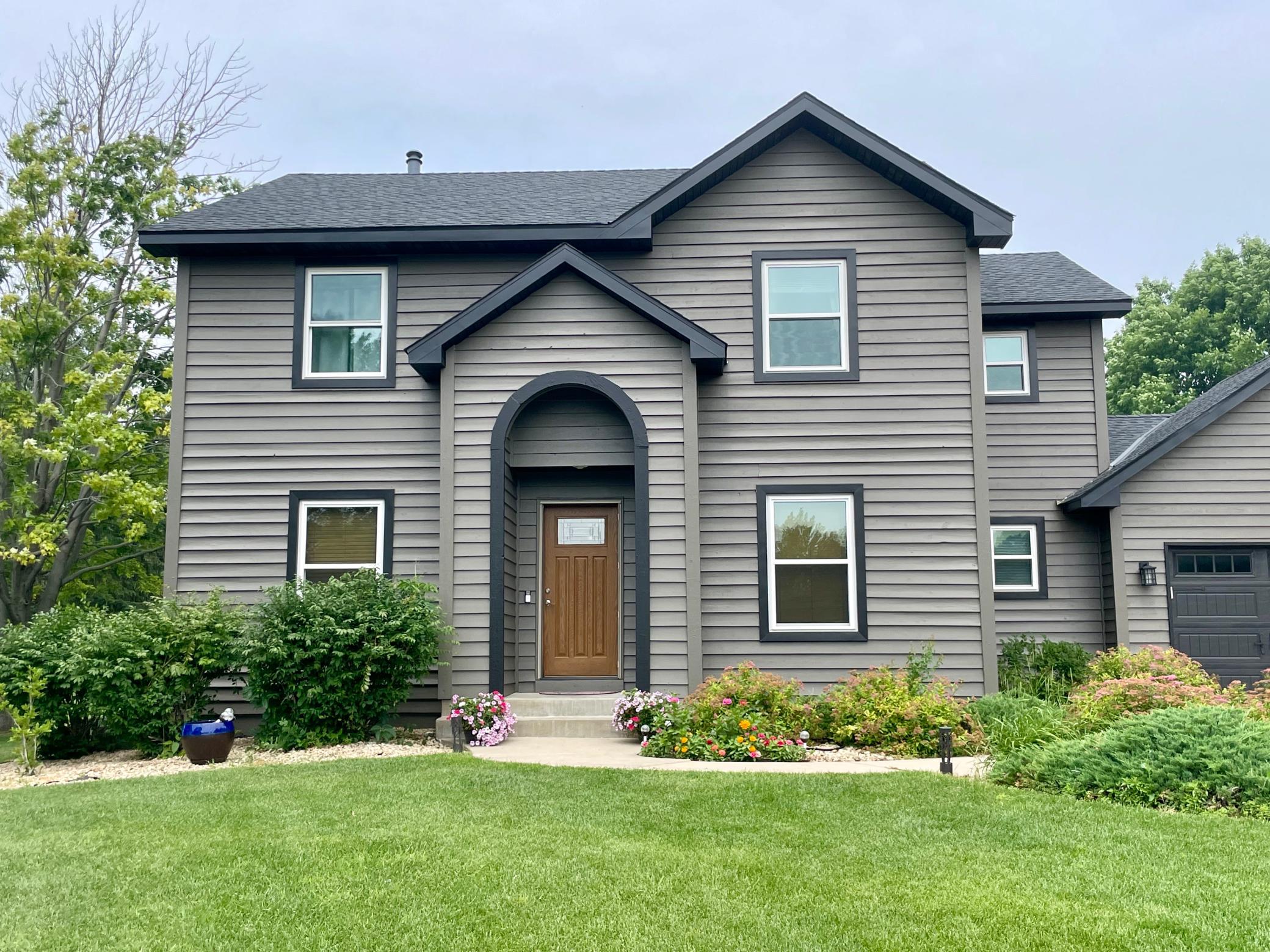 906 Clover Court