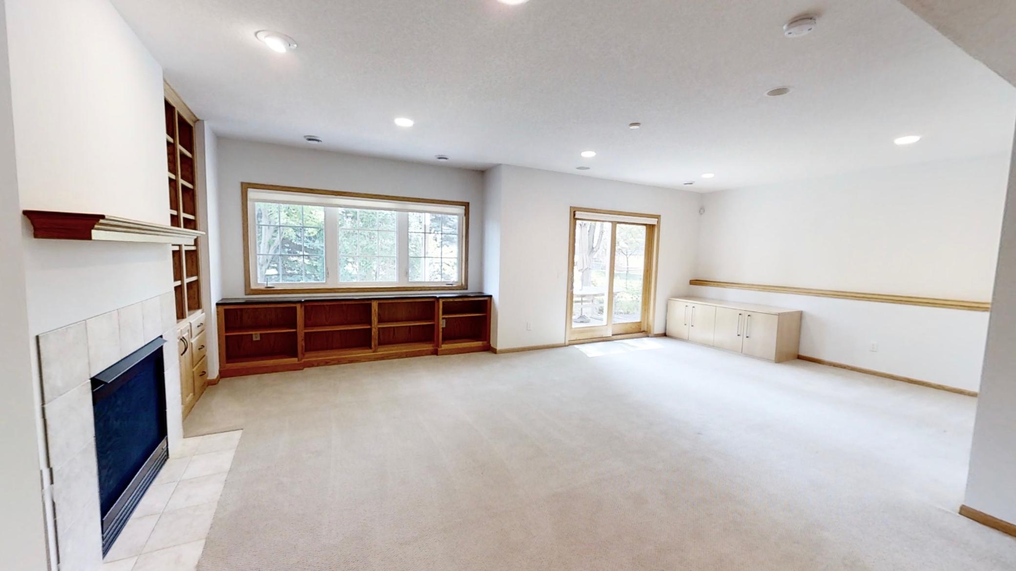 1620 Independence Drive