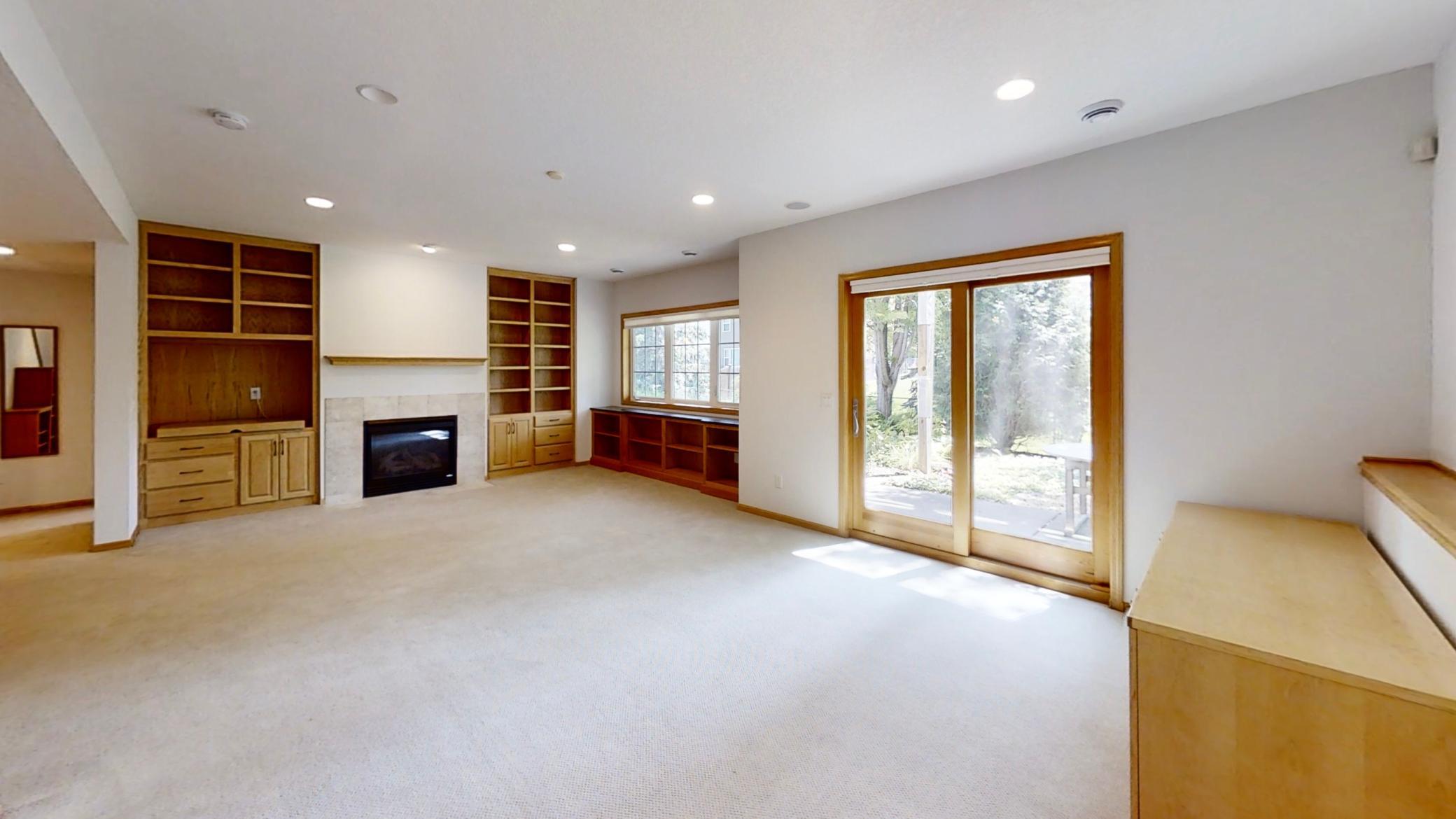 1620 Independence Drive