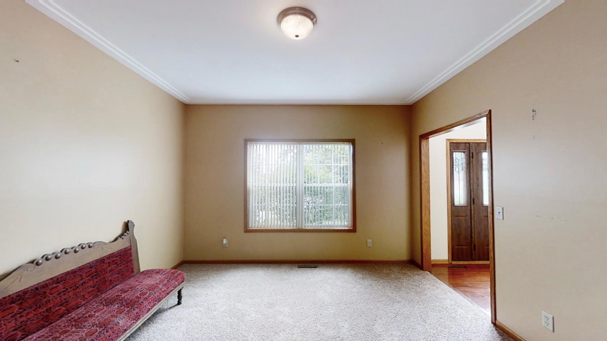 2418 Valley Court