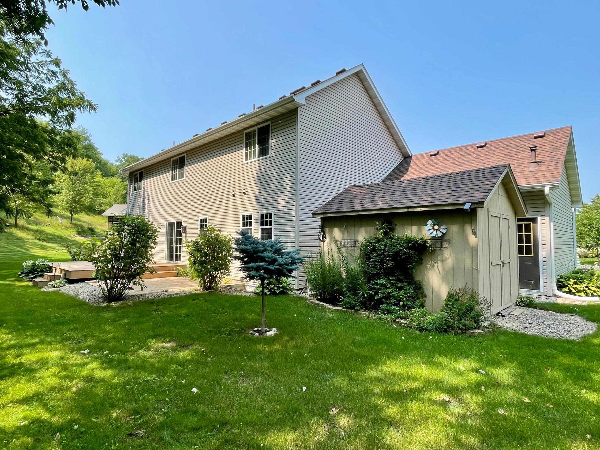 2418 Valley Court