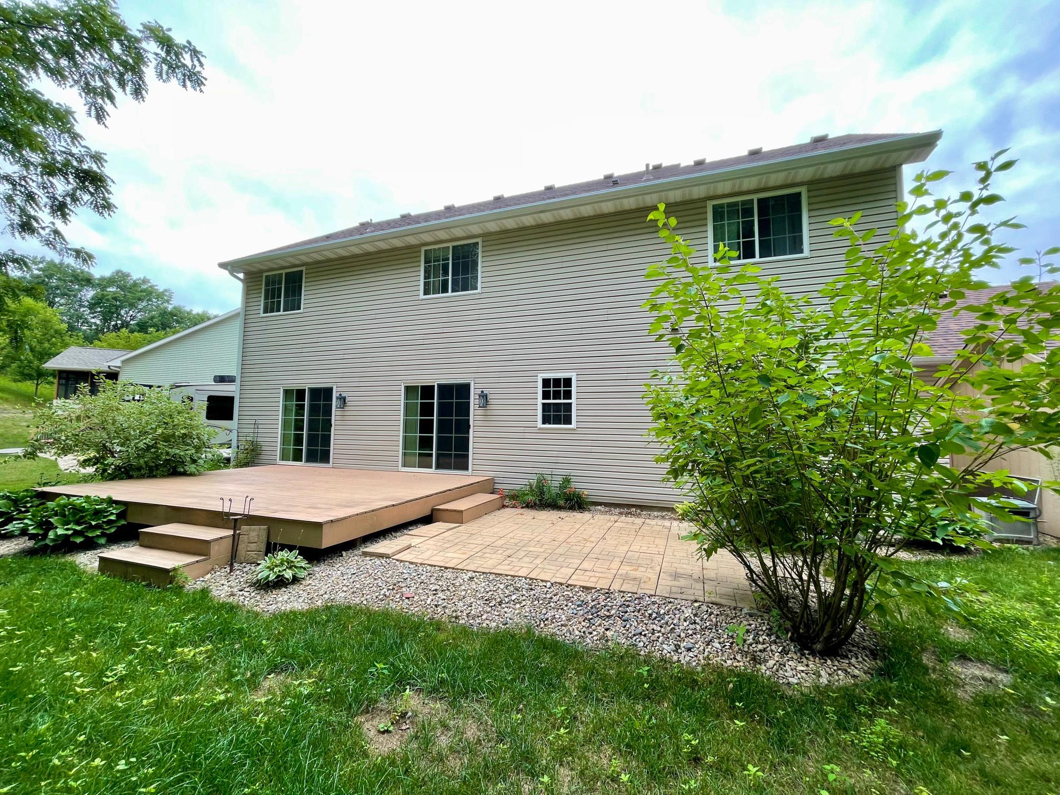 2418 Valley Court