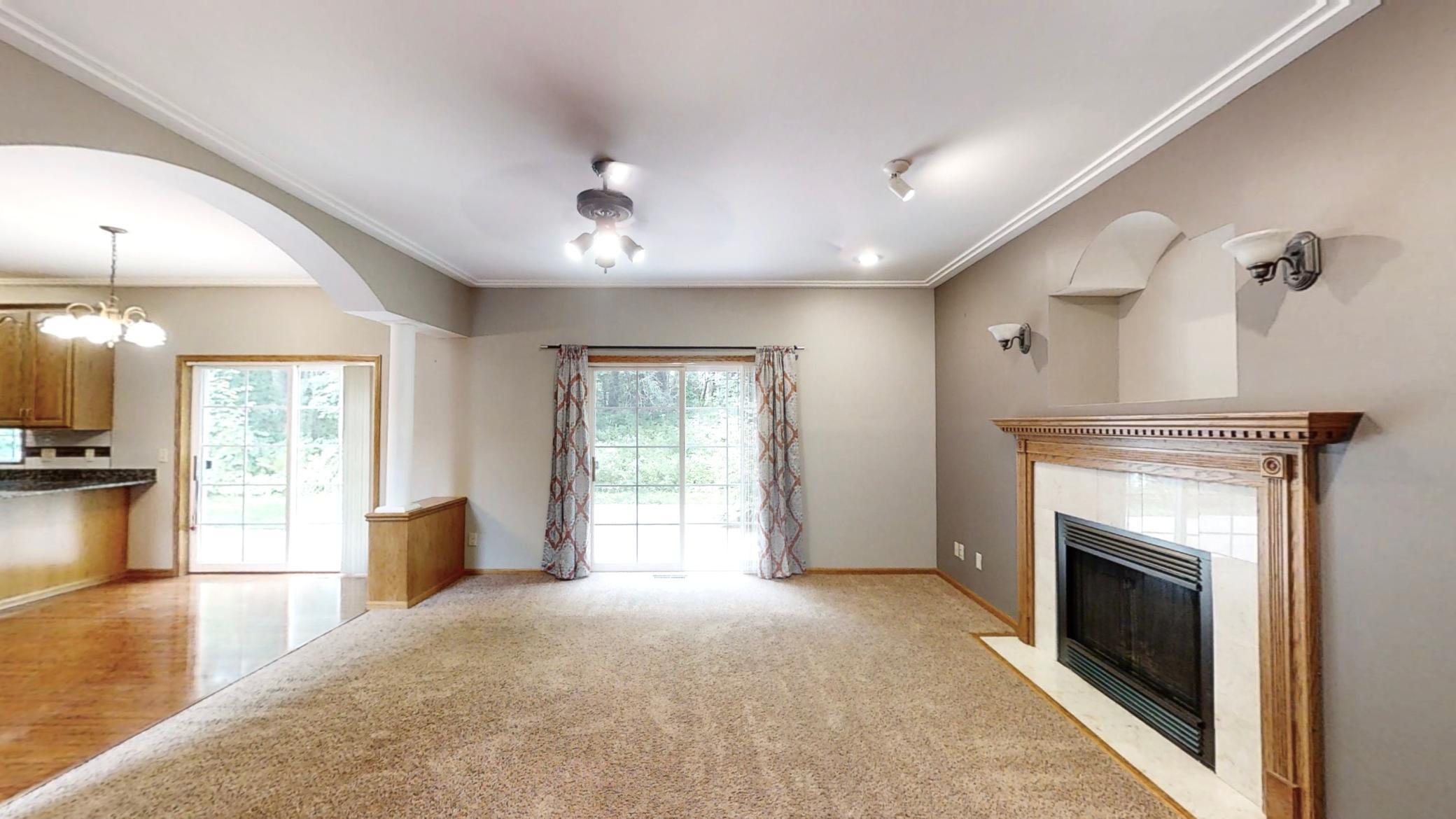 2418 Valley Court