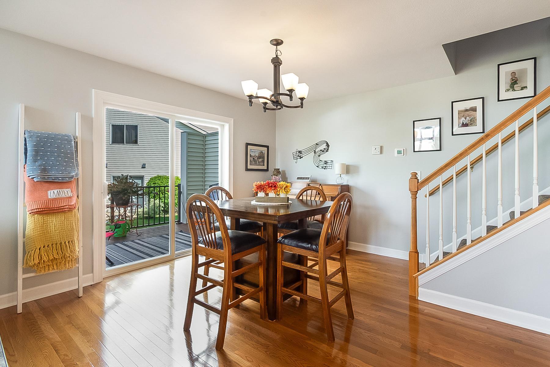 1209 Hawthorne Court