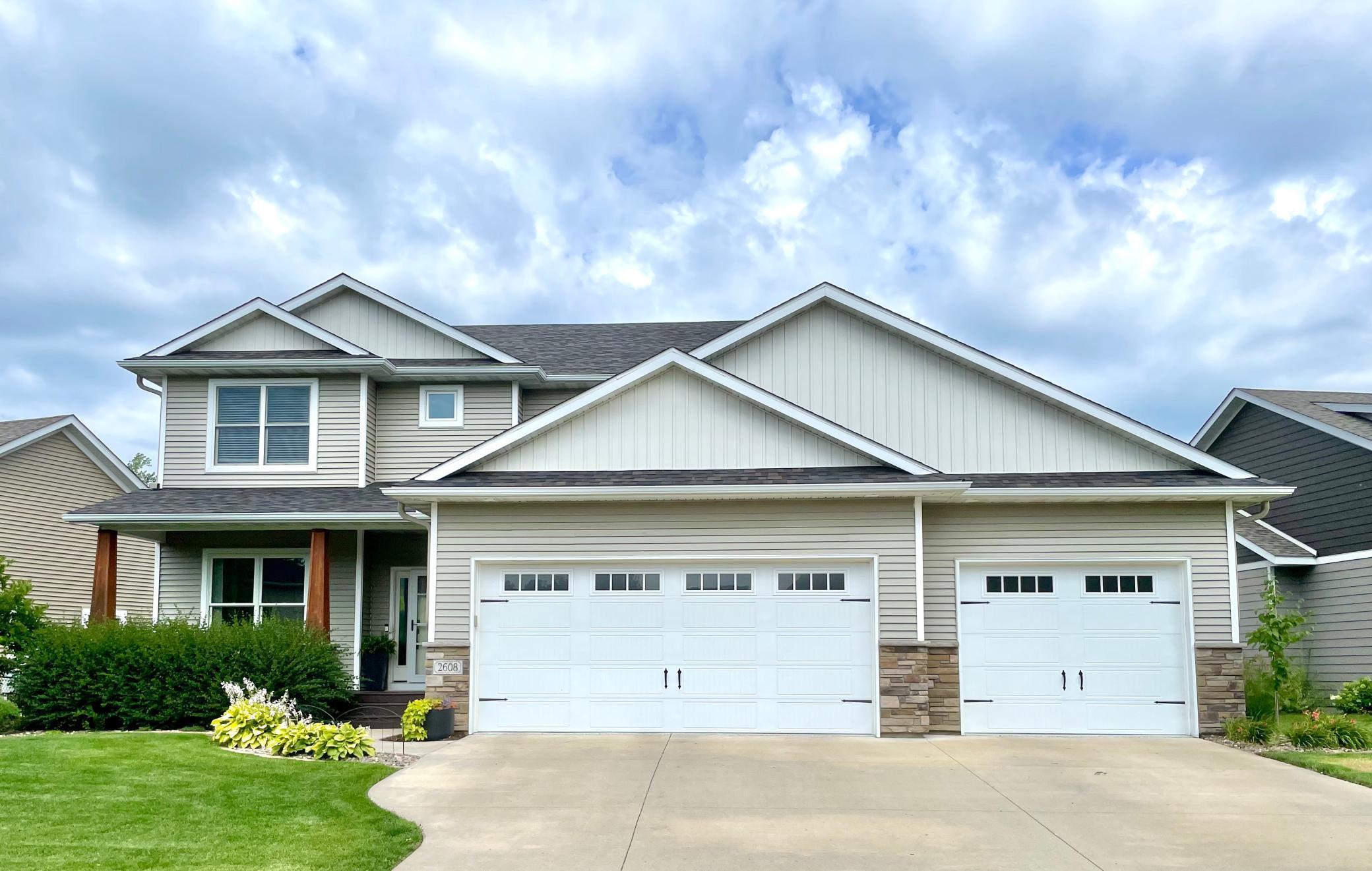 2608 Oak Lawn Drive