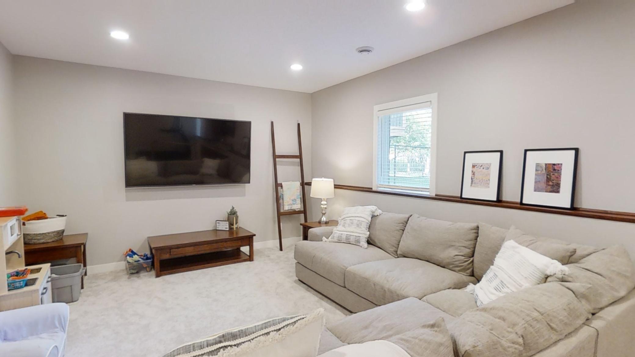 2608 Oak Lawn Drive