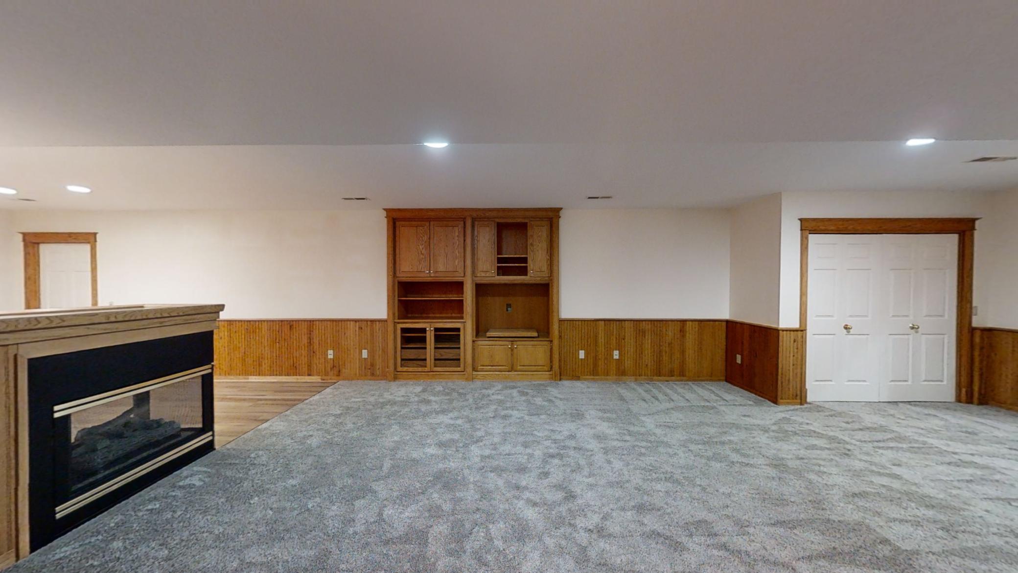 1412 Mayflower Drive