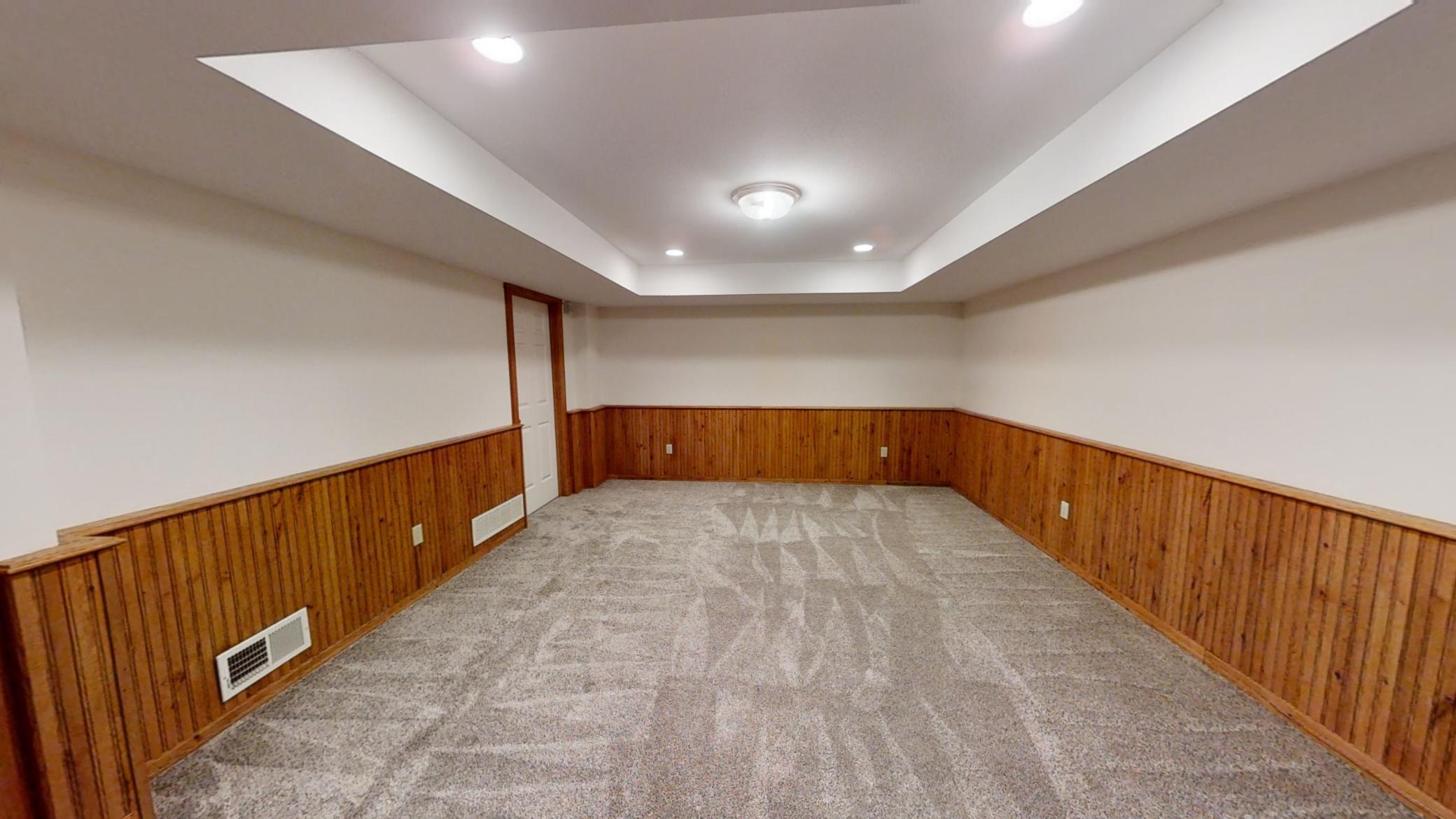 1412 Mayflower Drive