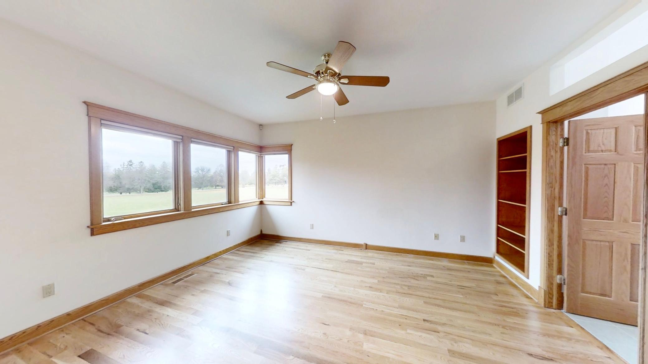 1412 Mayflower Drive
