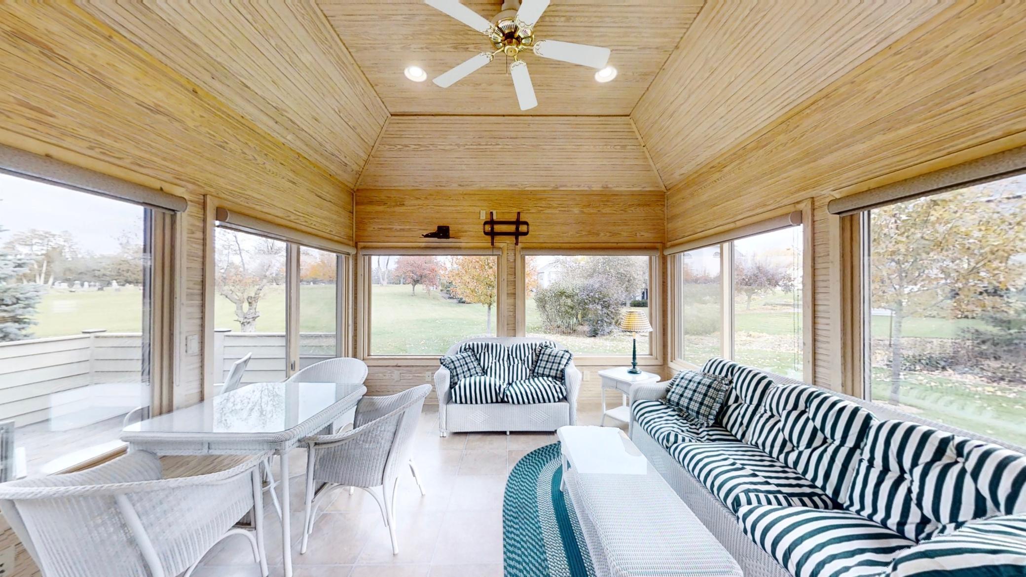 1412 Mayflower Drive
