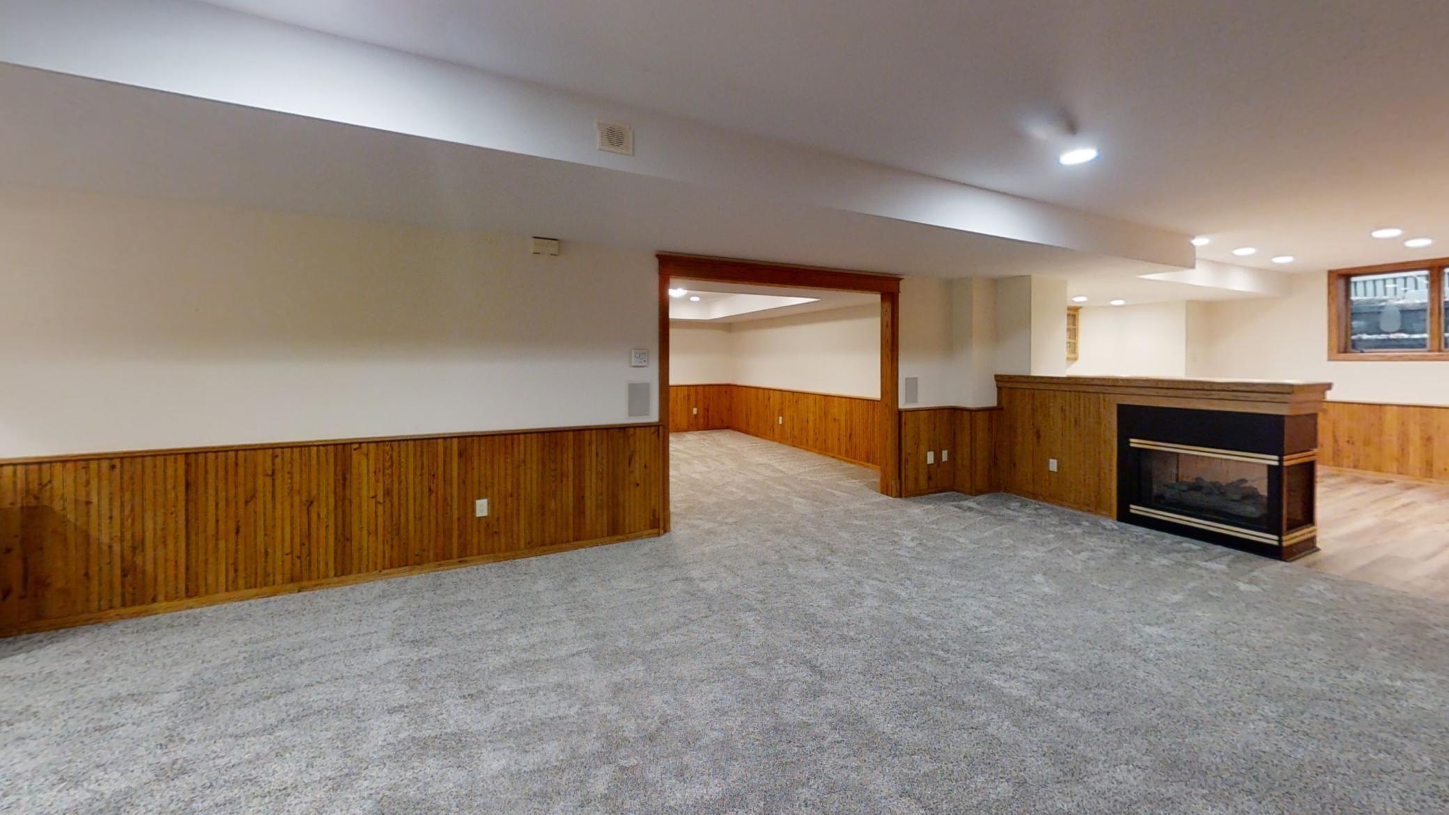 1412 Mayflower Drive