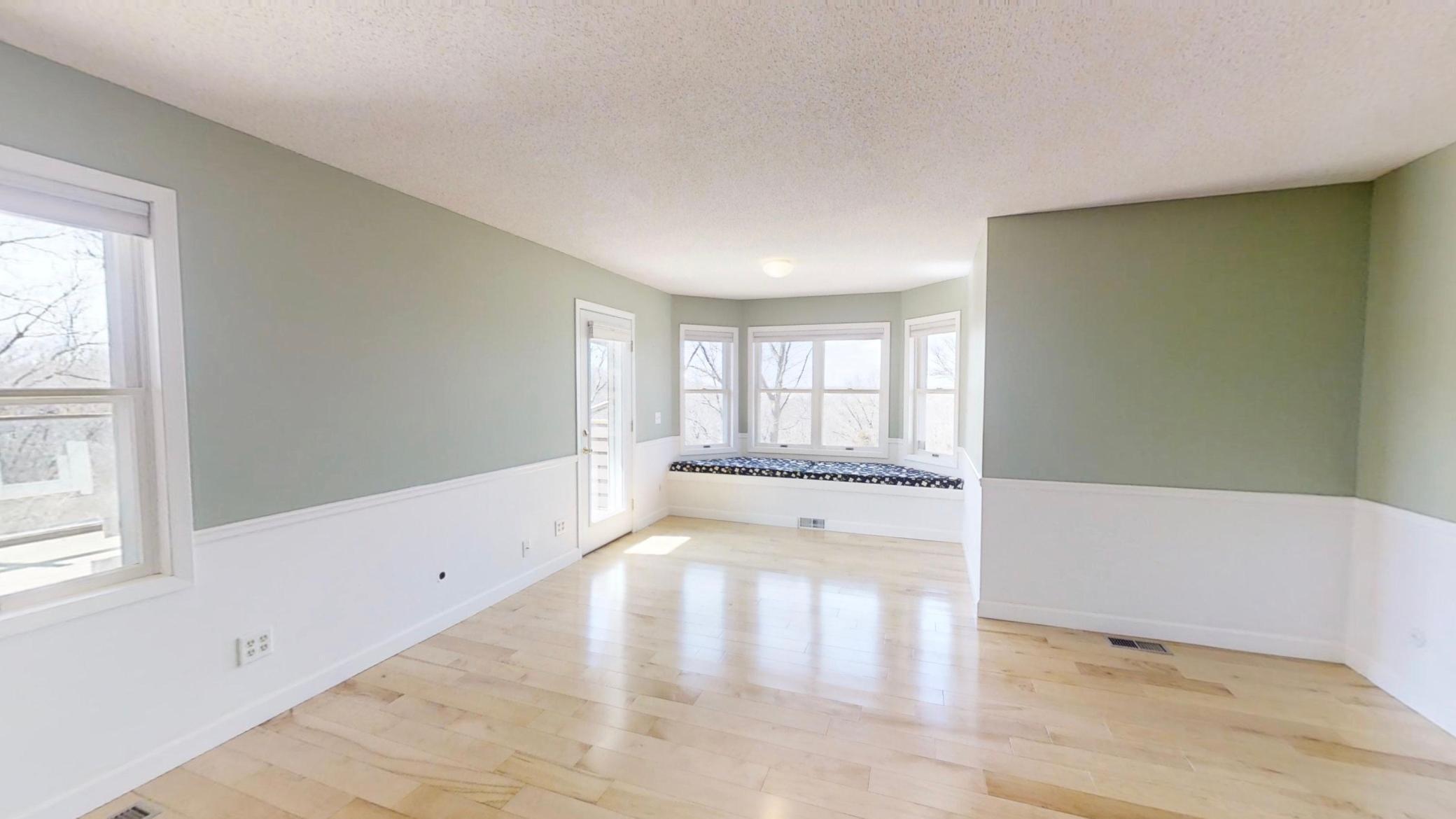5630 Endwood Trail