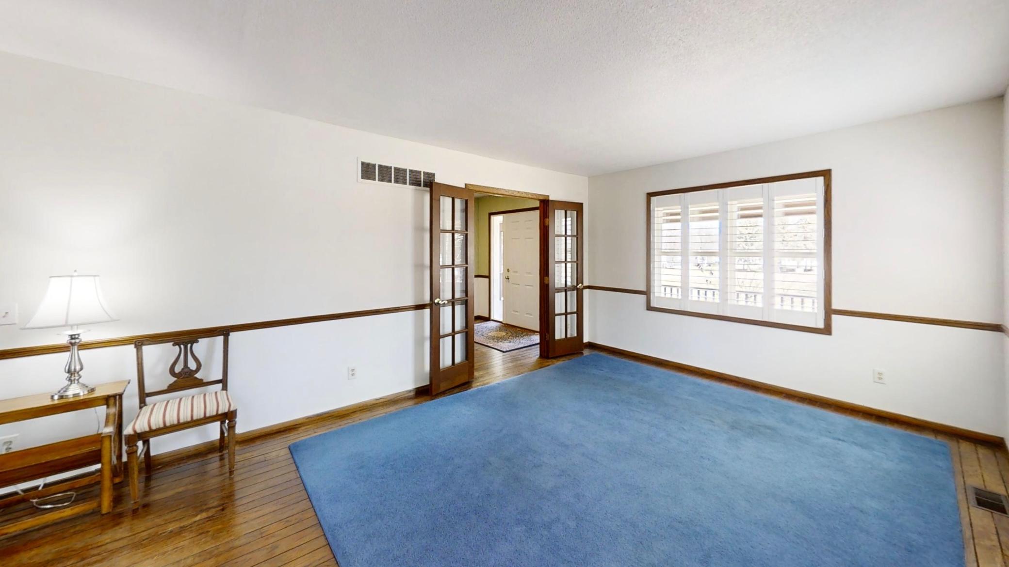 5630 Endwood Trail