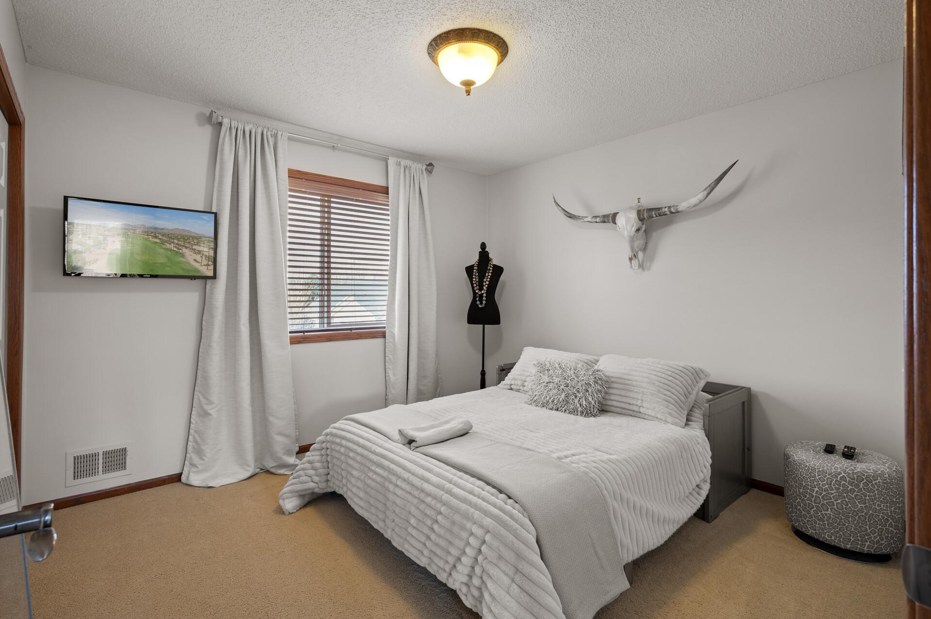 2838 Oak Lawn Drive
