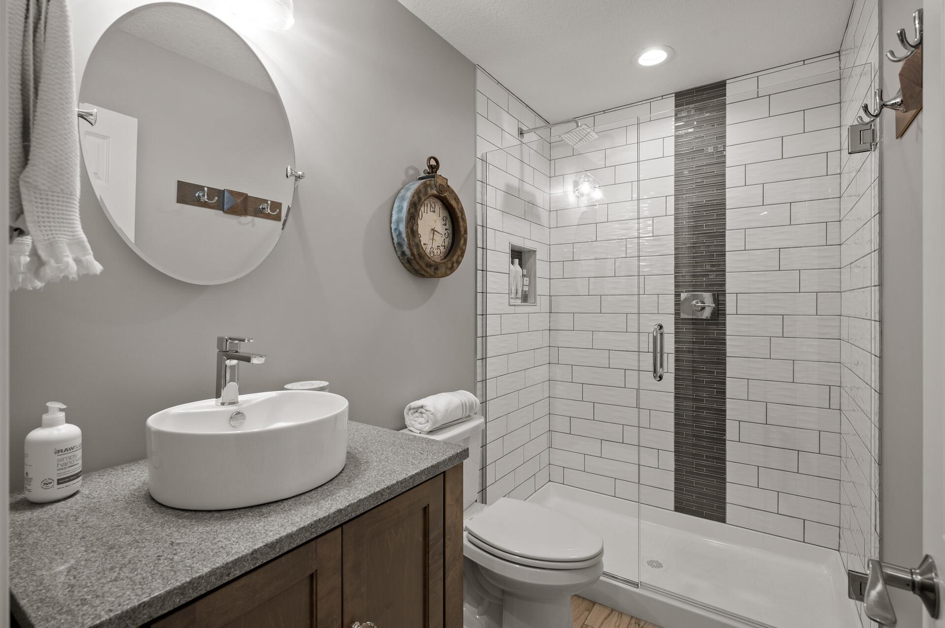 2838 Oak Lawn Drive