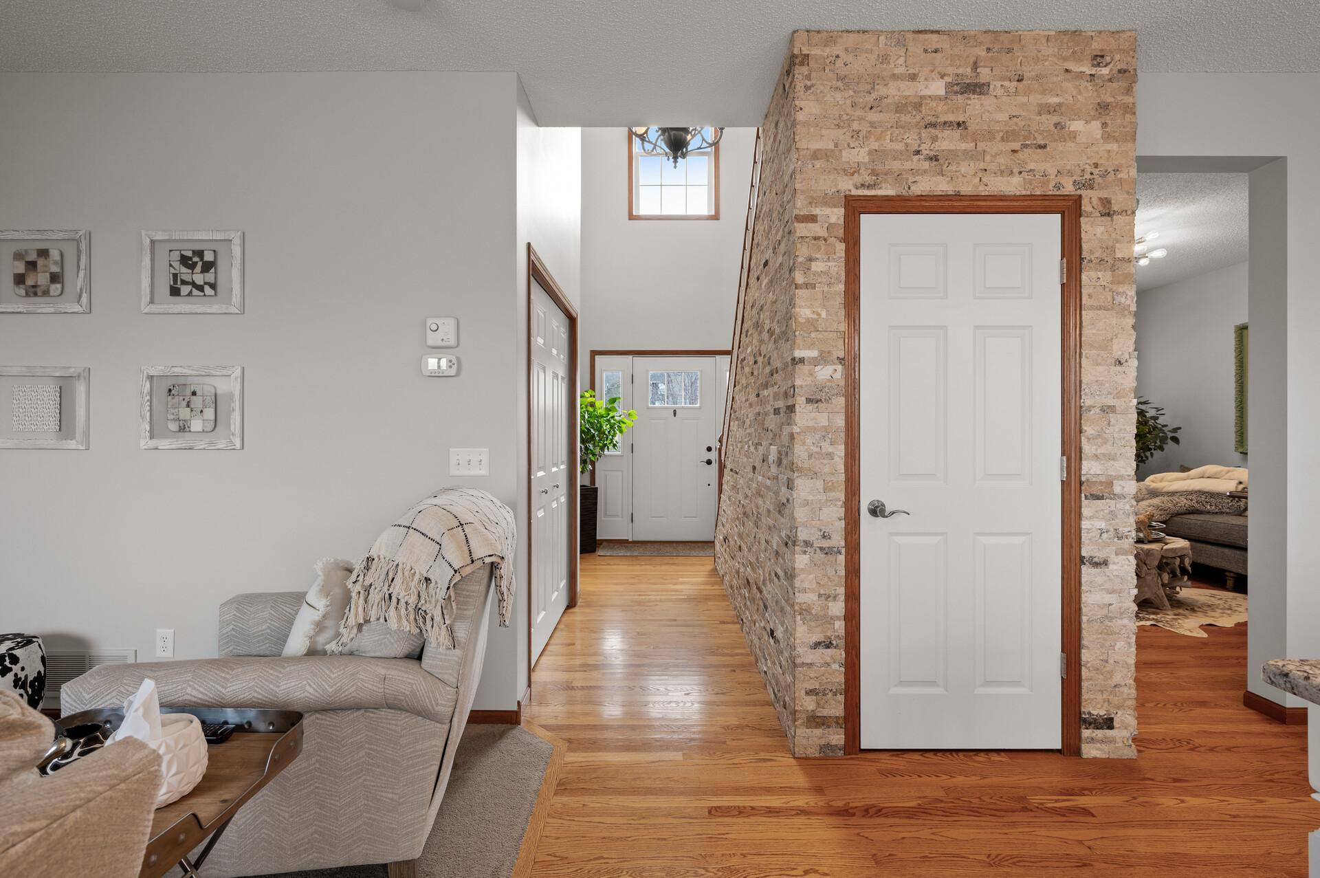 2838 Oak Lawn Drive
