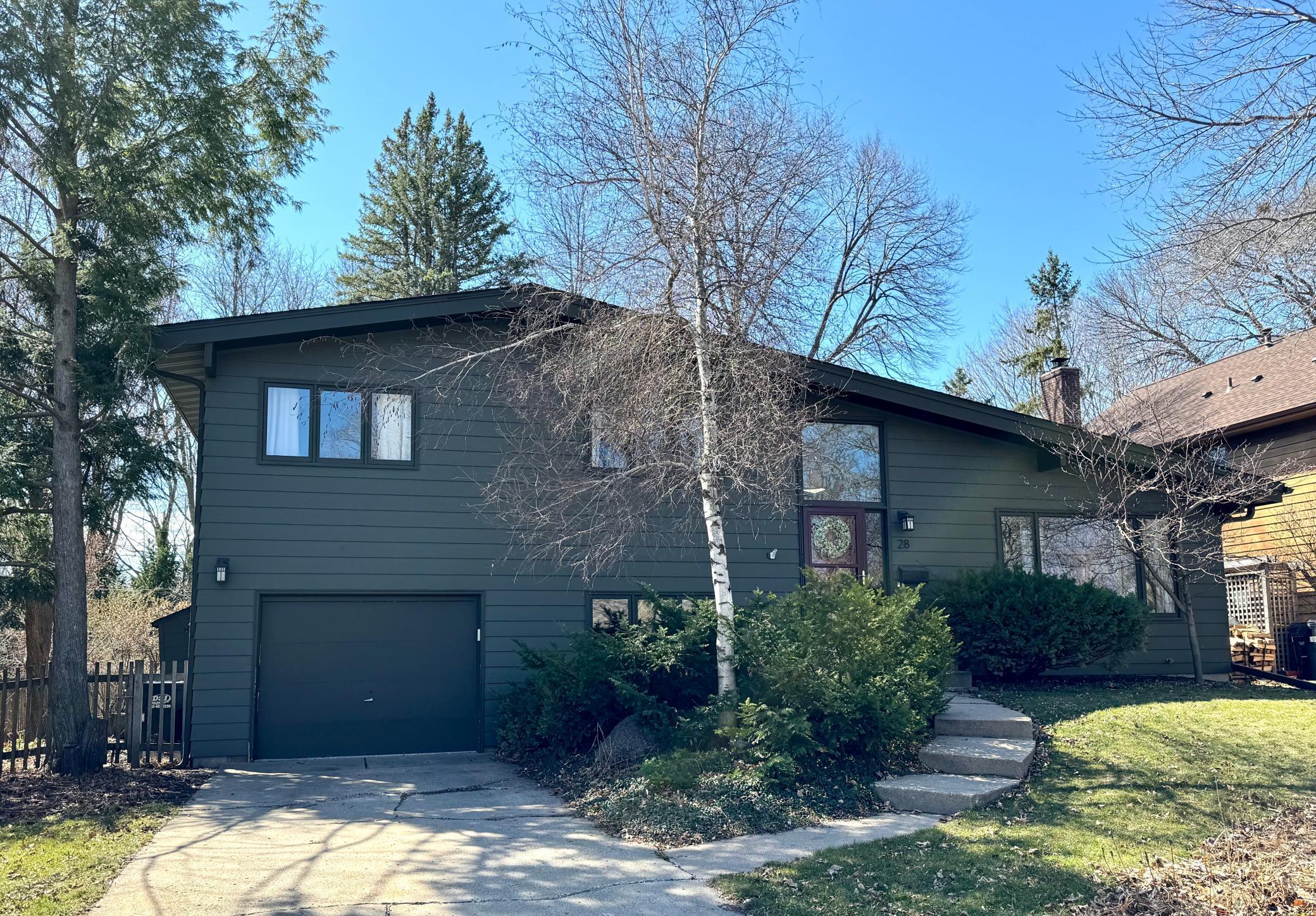 28 Fareway Drive