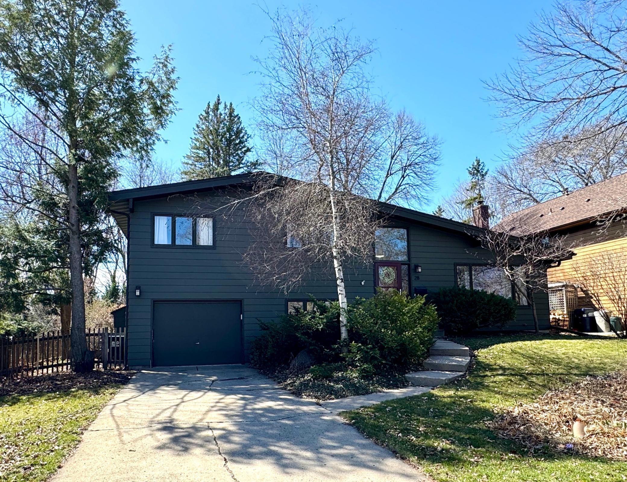 28 Fareway Drive
