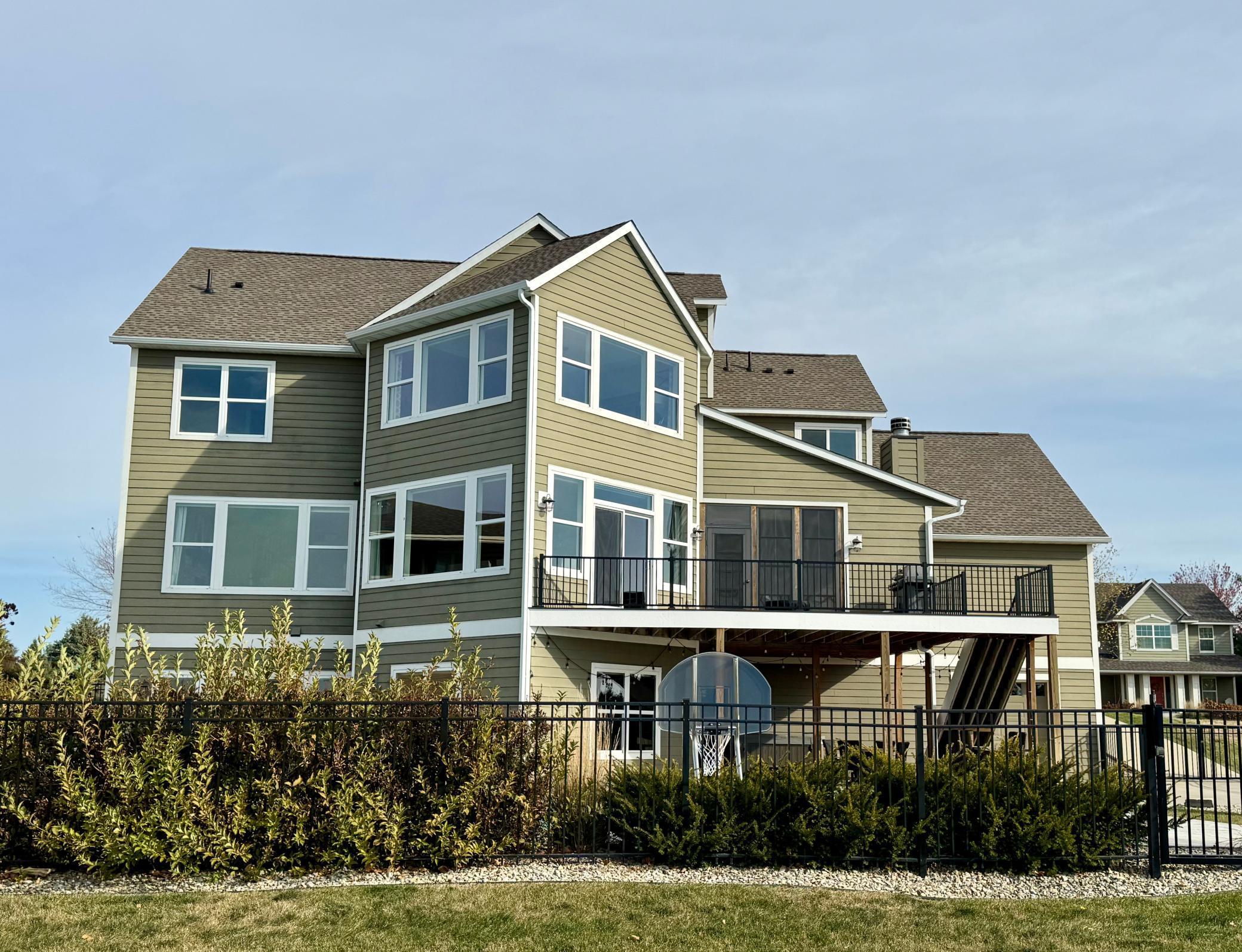 484 Rosewood Road