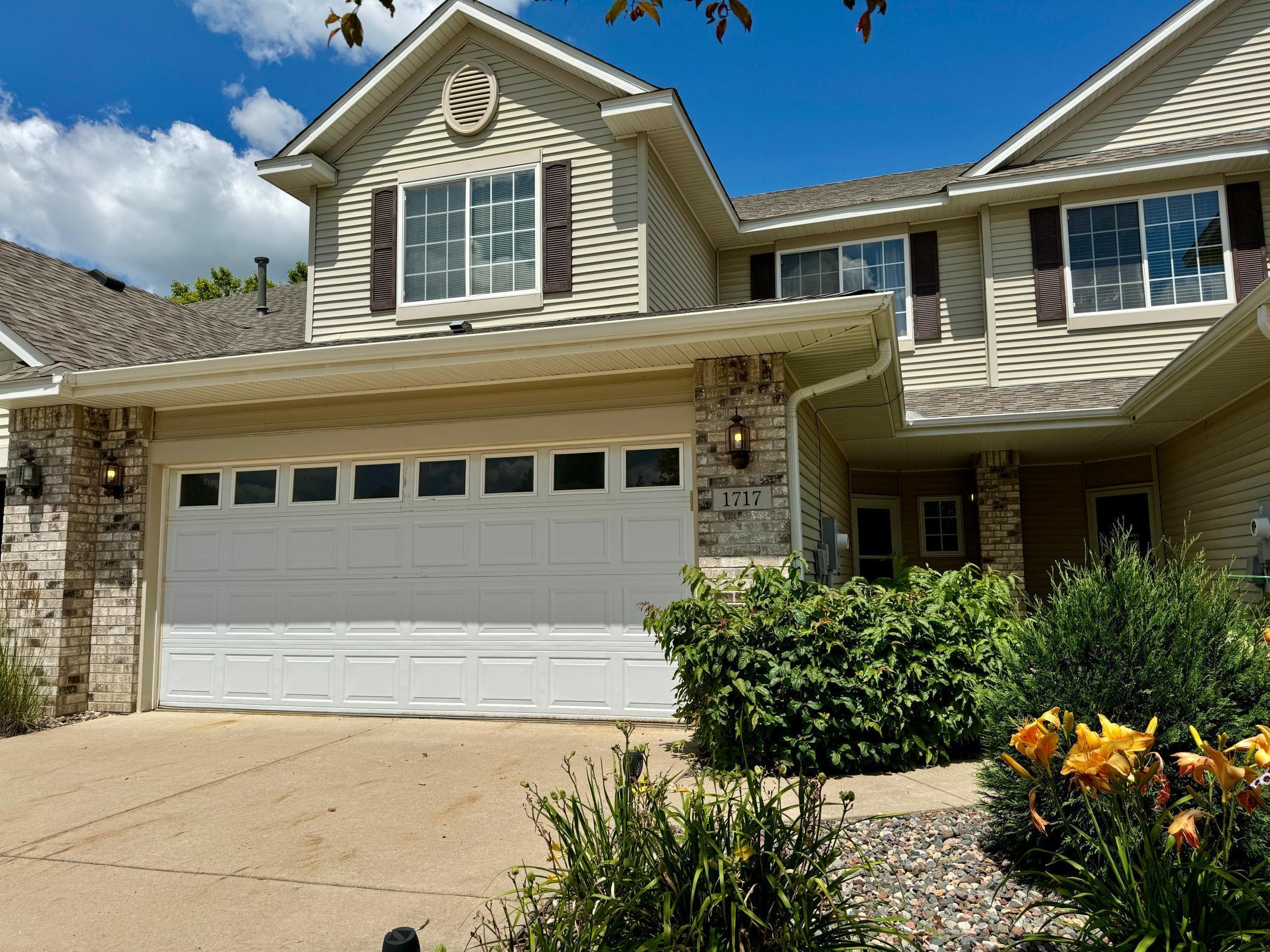 1717 Sunset Drive