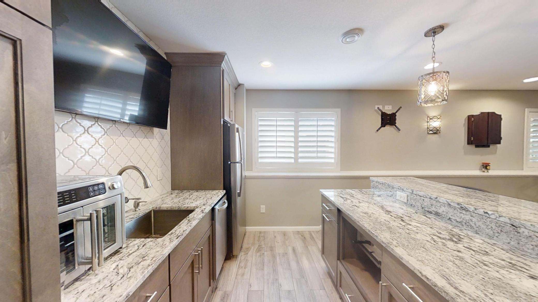 2838 Oak Lawn Drive