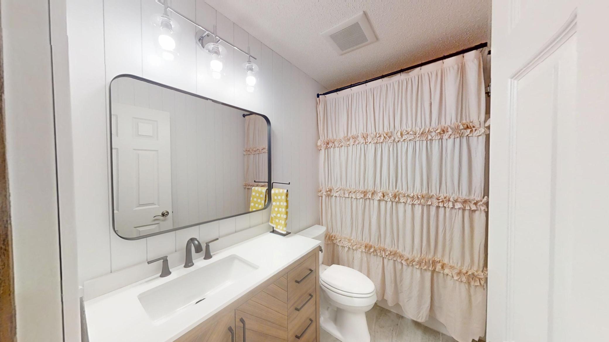 2838 Oak Lawn Drive