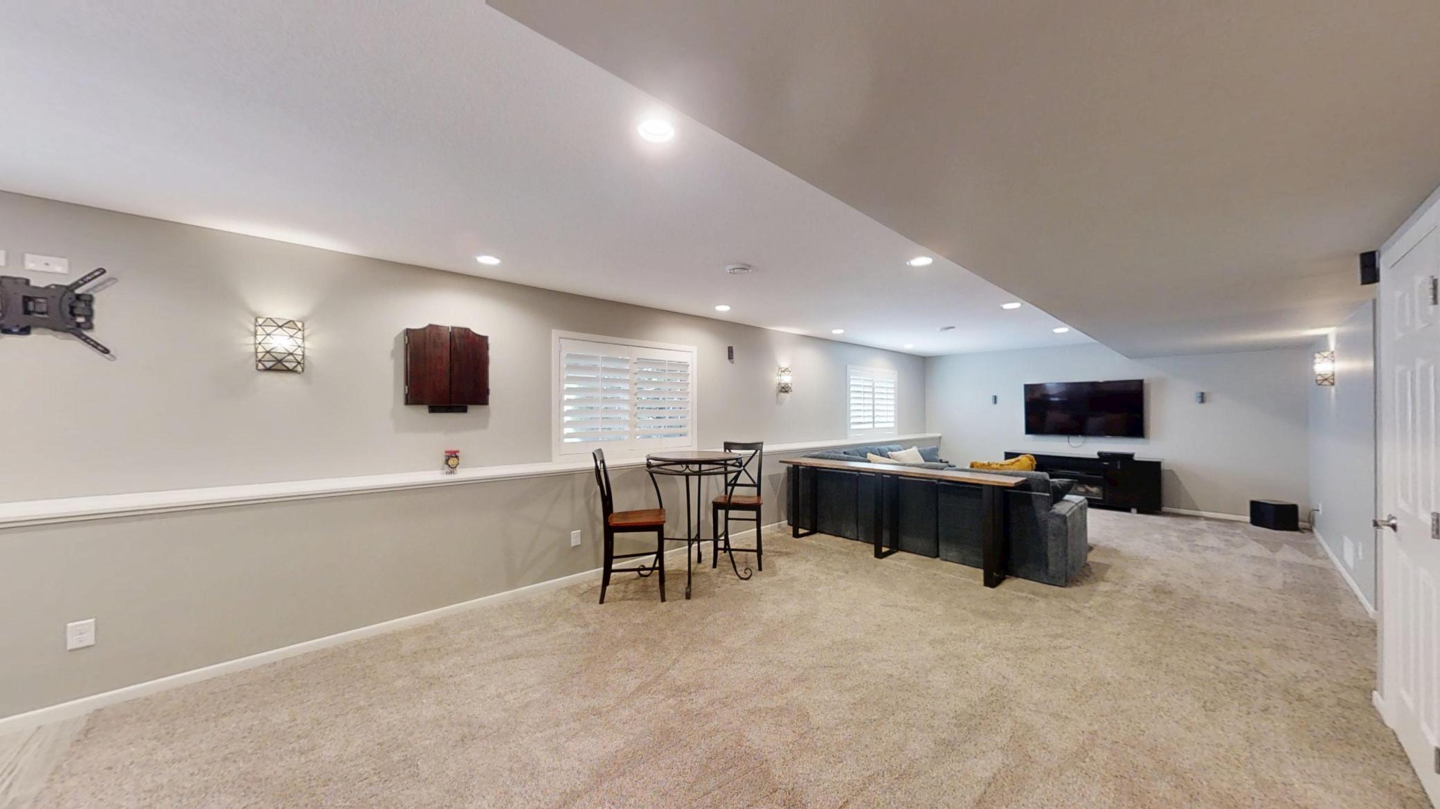 2838 Oak Lawn Drive