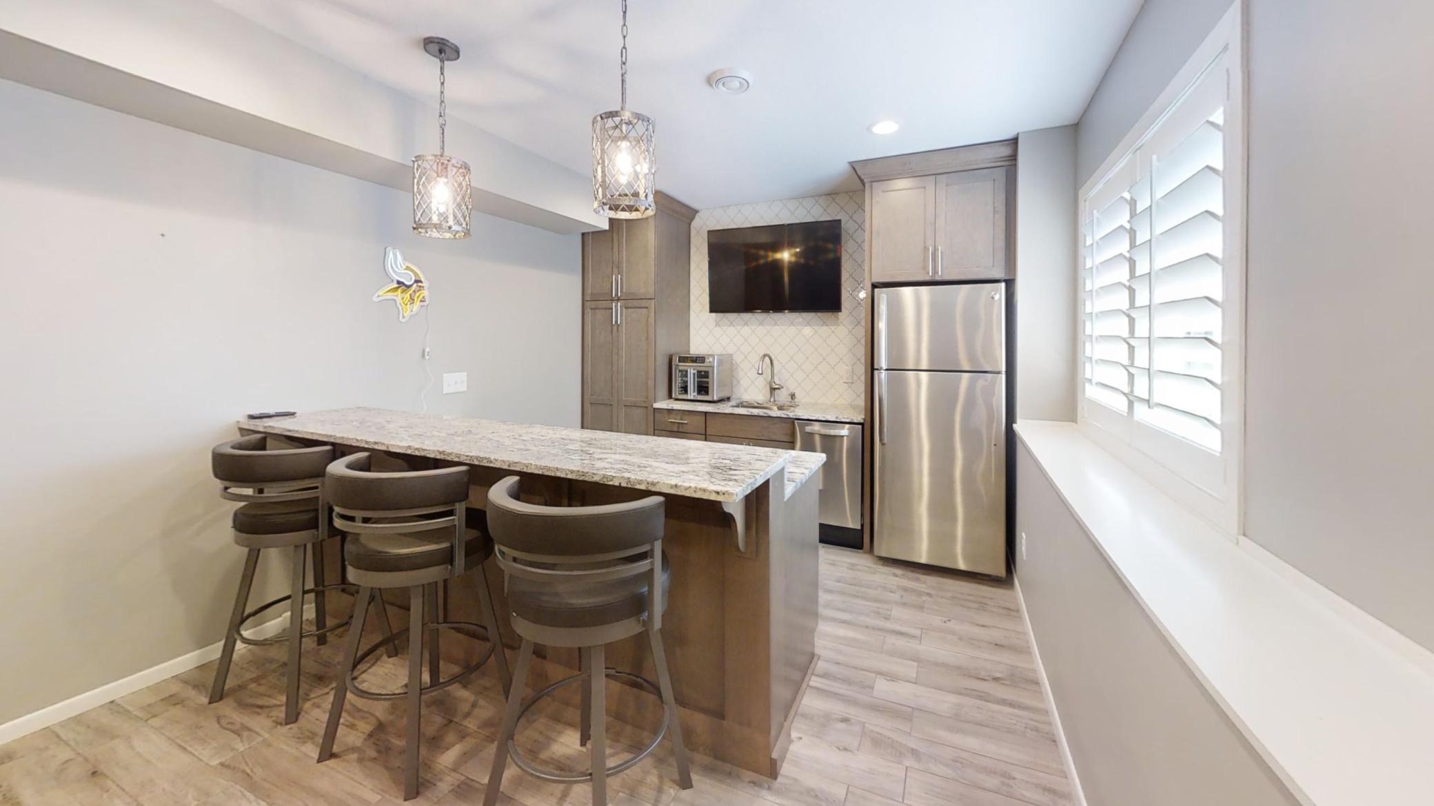 2838 Oak Lawn Drive