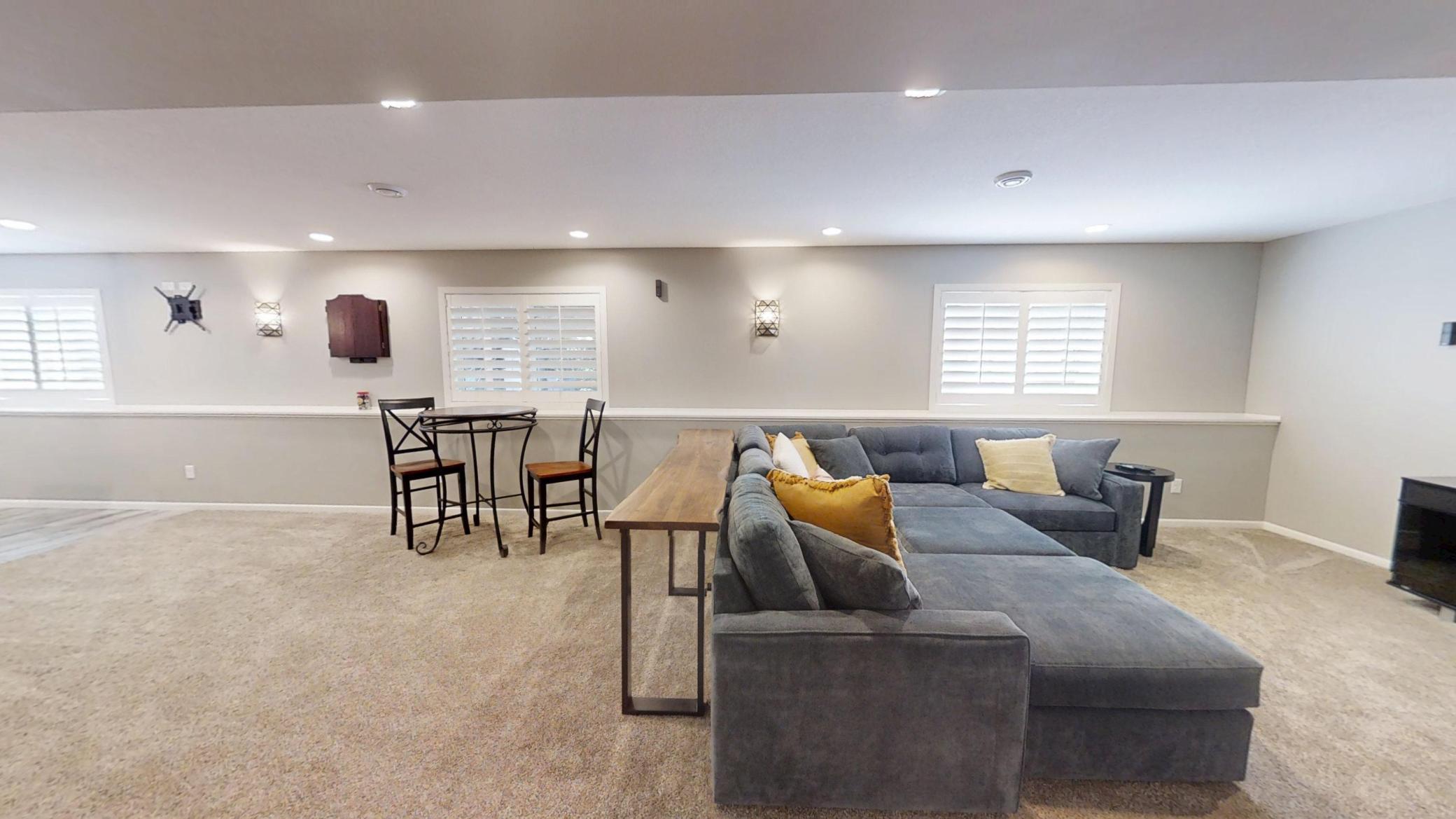 2838 Oak Lawn Drive